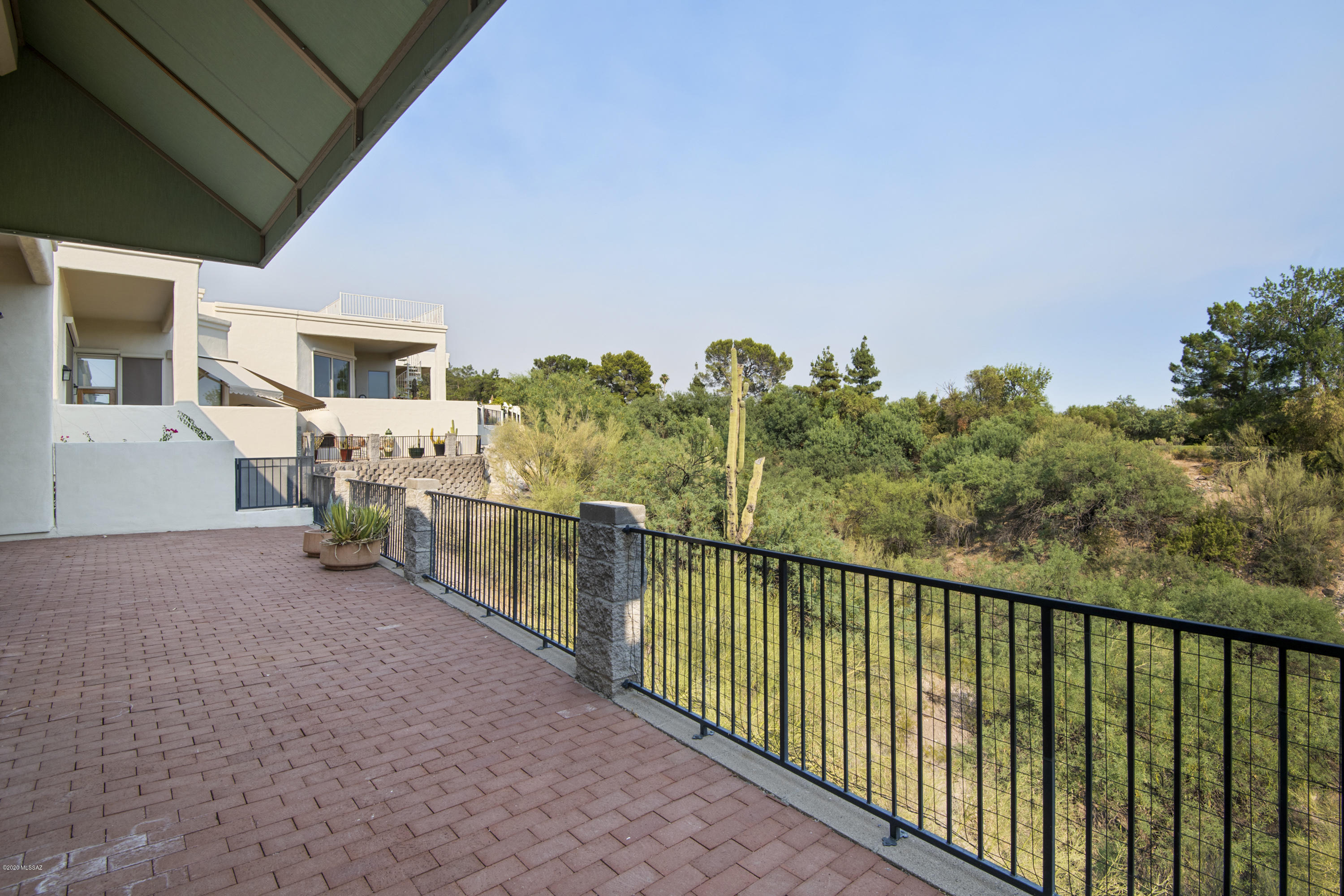 El Diamante II (1-40) - Residential Lease