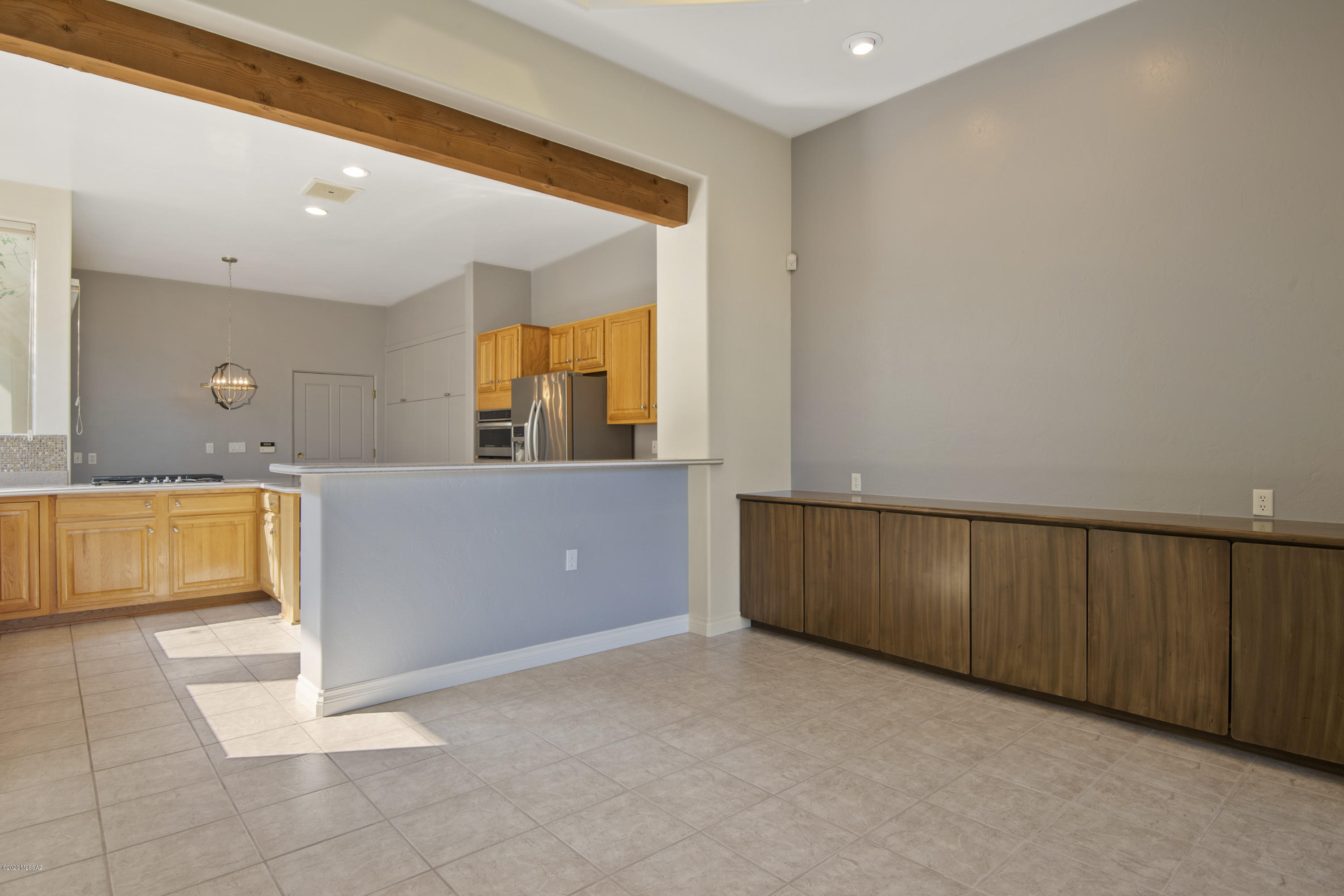 El Diamante II (1-40) - Residential Lease