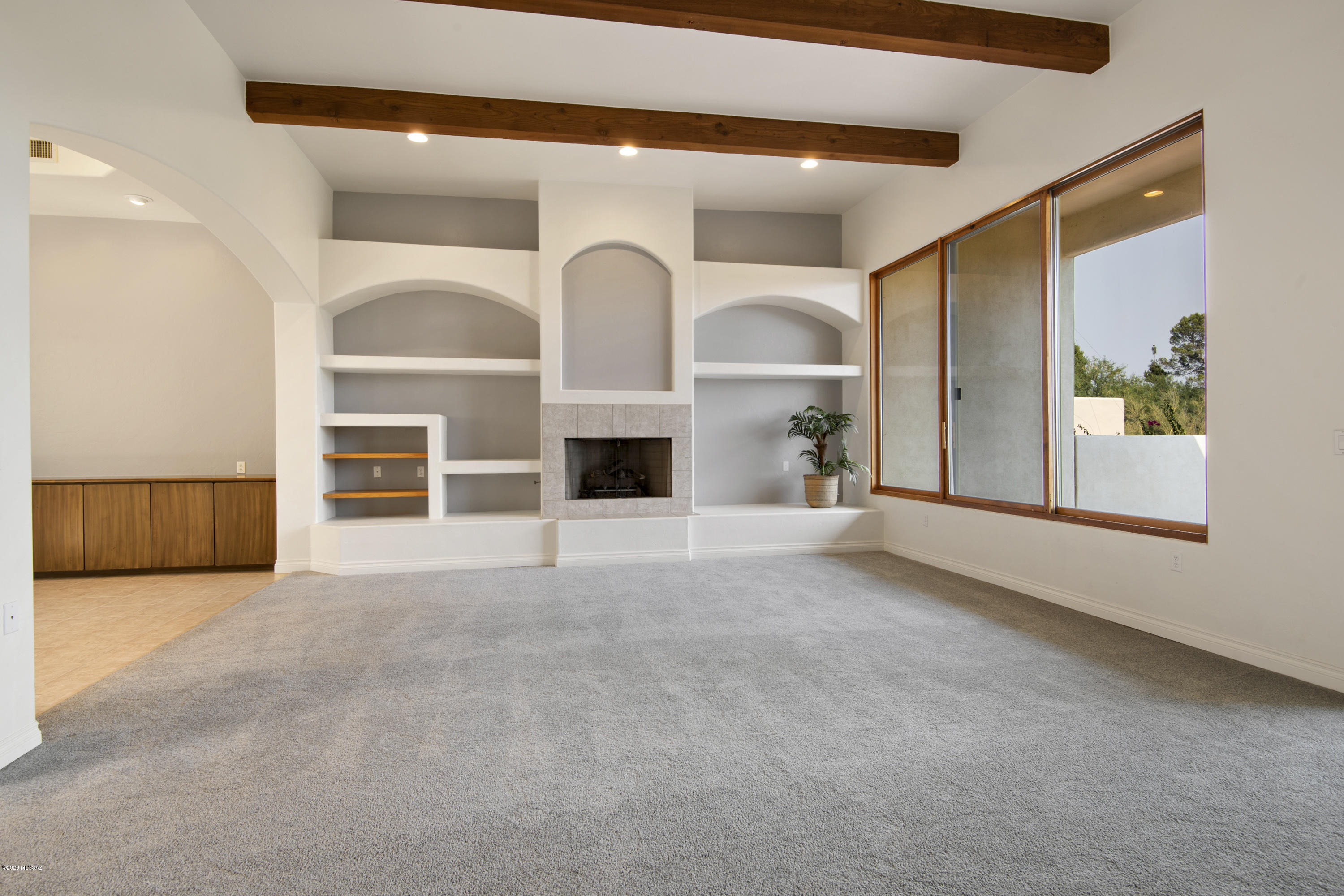 El Diamante II (1-40) - Residential Lease