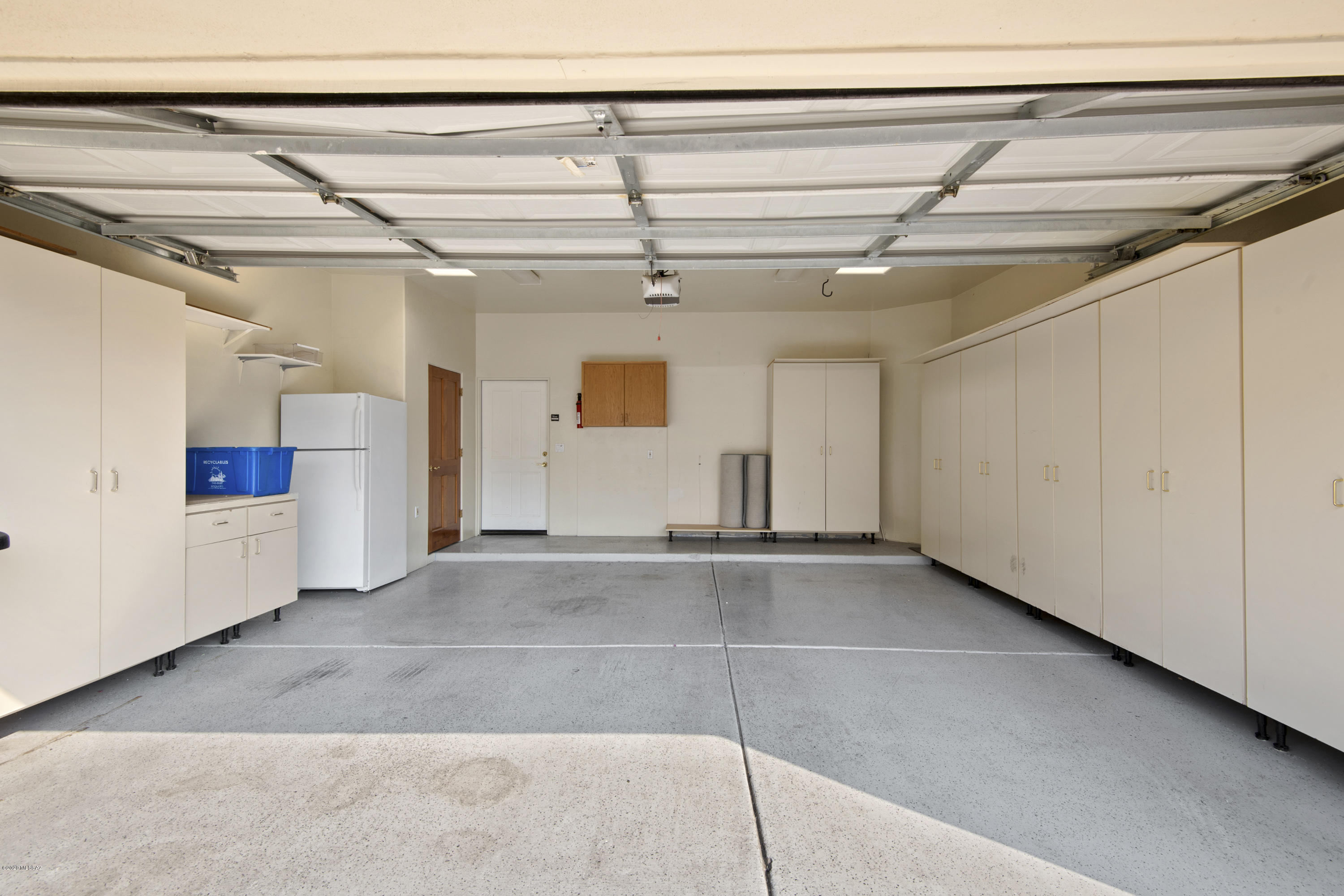 El Diamante II (1-40) - Residential Lease