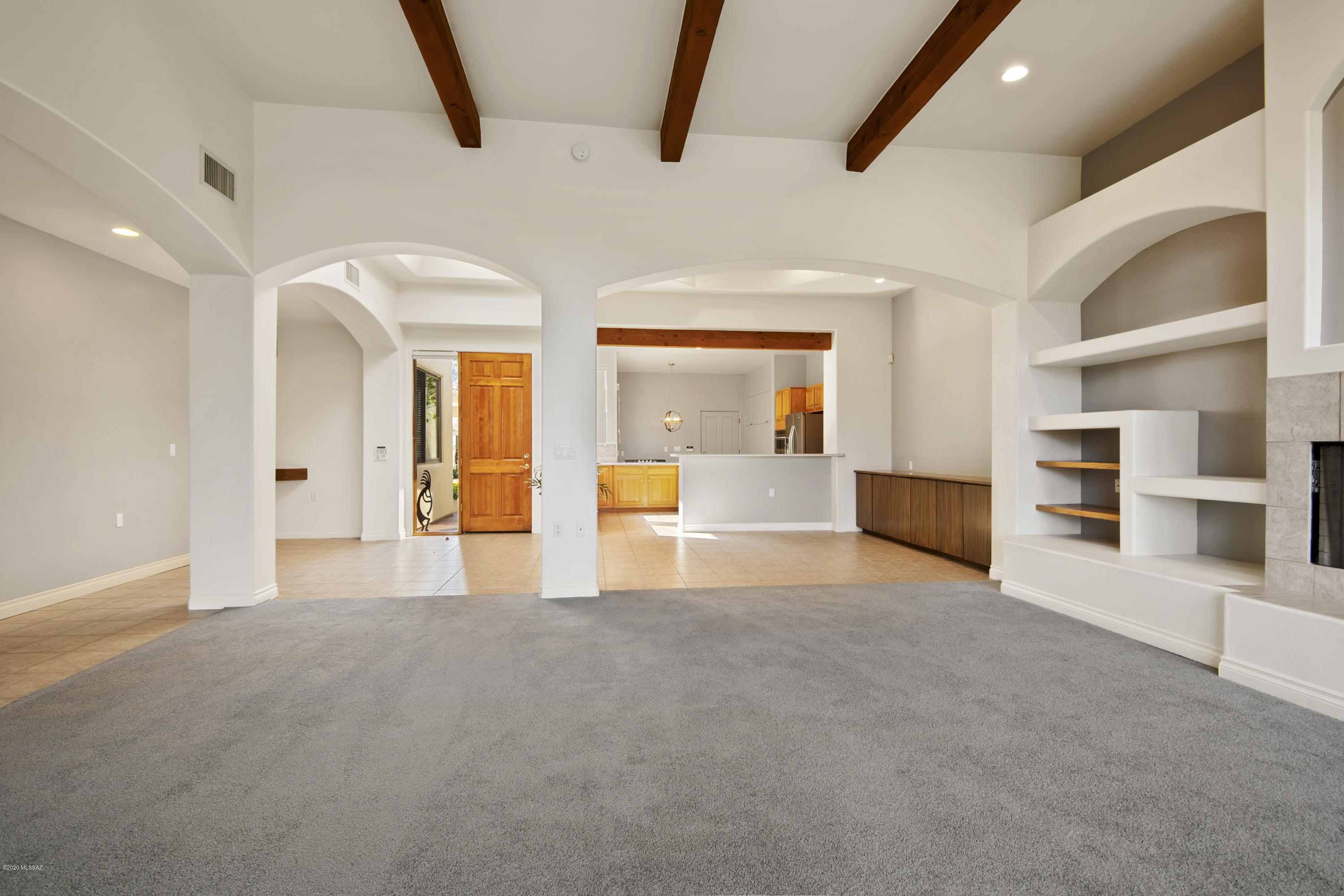El Diamante II (1-40) - Residential Lease
