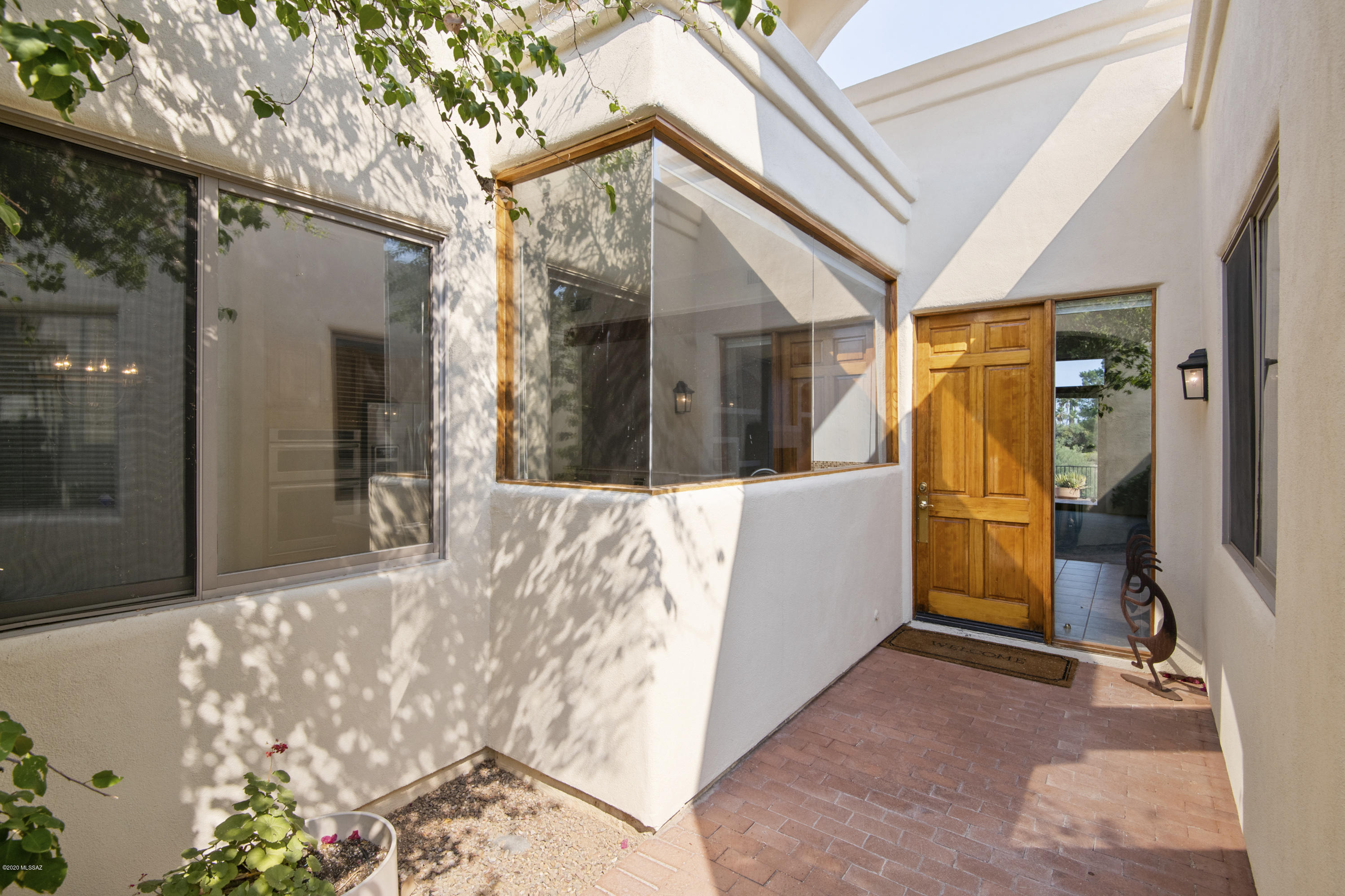 El Diamante II (1-40) - Residential Lease