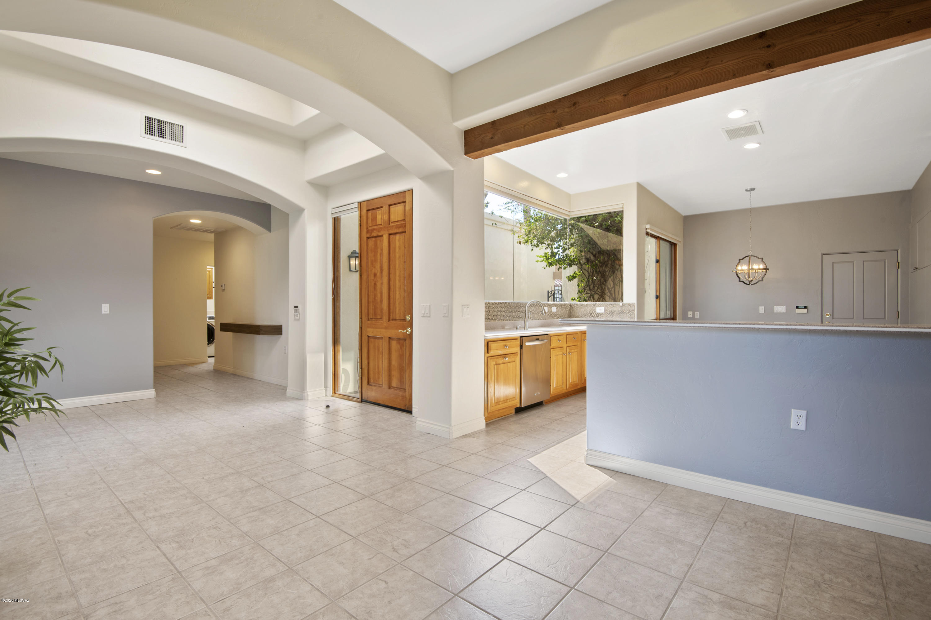 El Diamante II (1-40) - Residential Lease