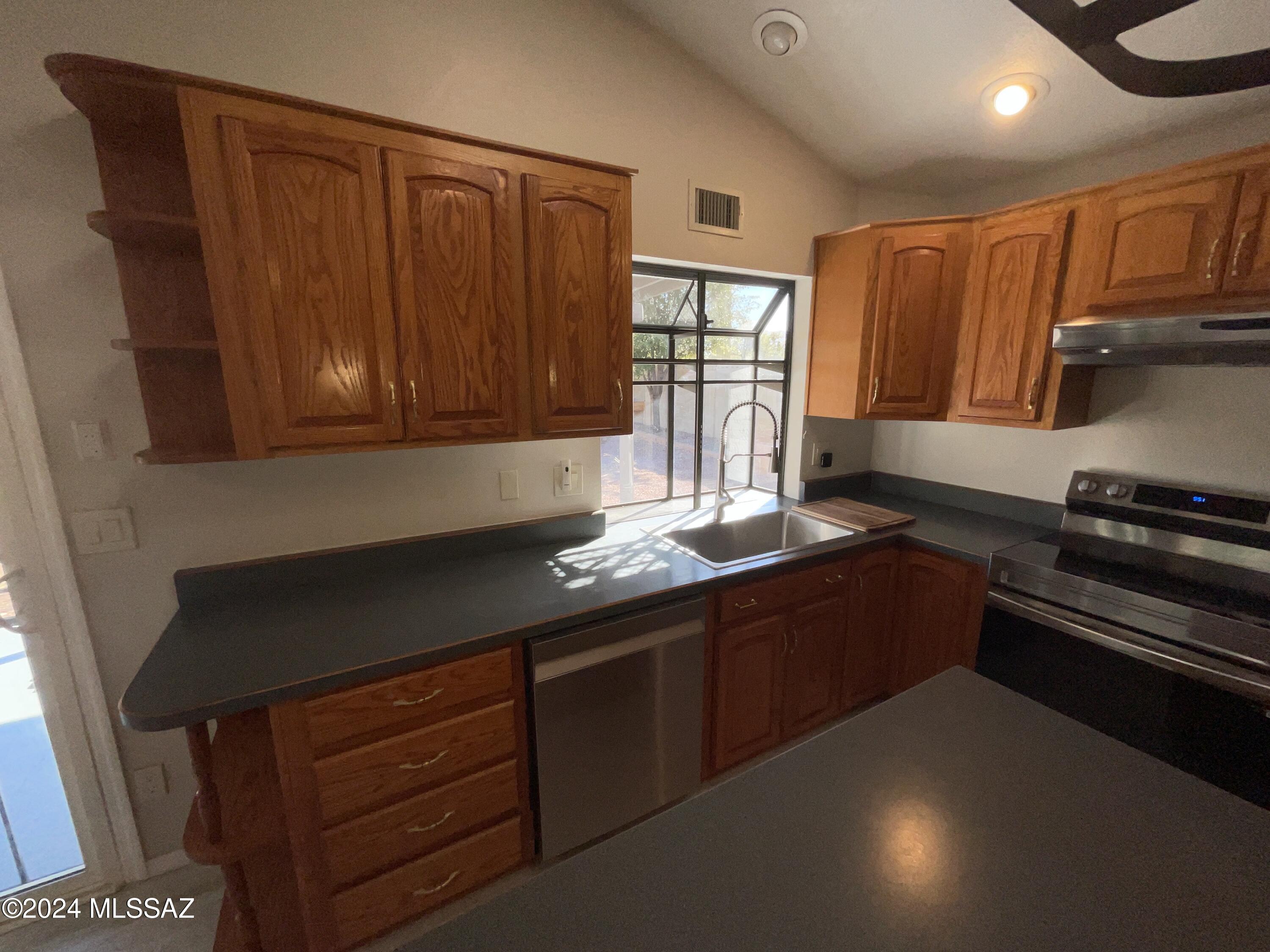 Desert Arbors (1-71) - Residential Lease