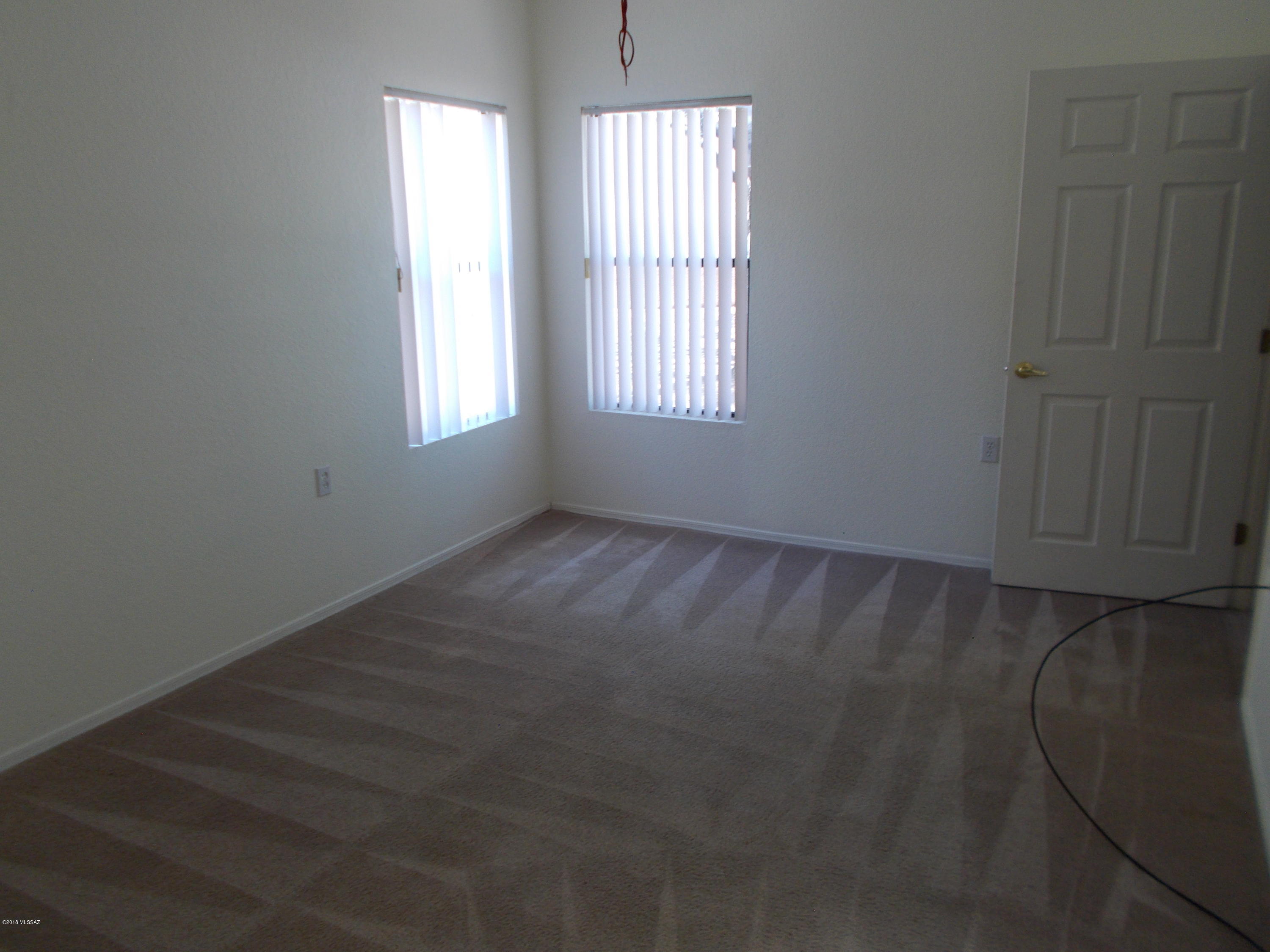 Valley Lane Townhomes (135-169) - Residential