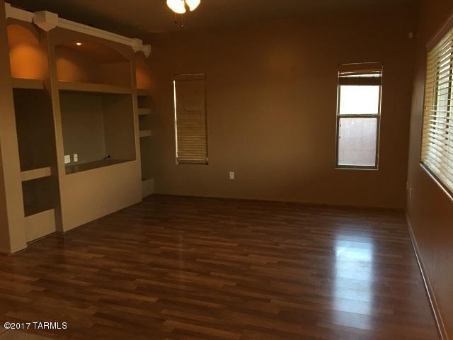 Twin Peaks Highland (1-119) - Residential Lease