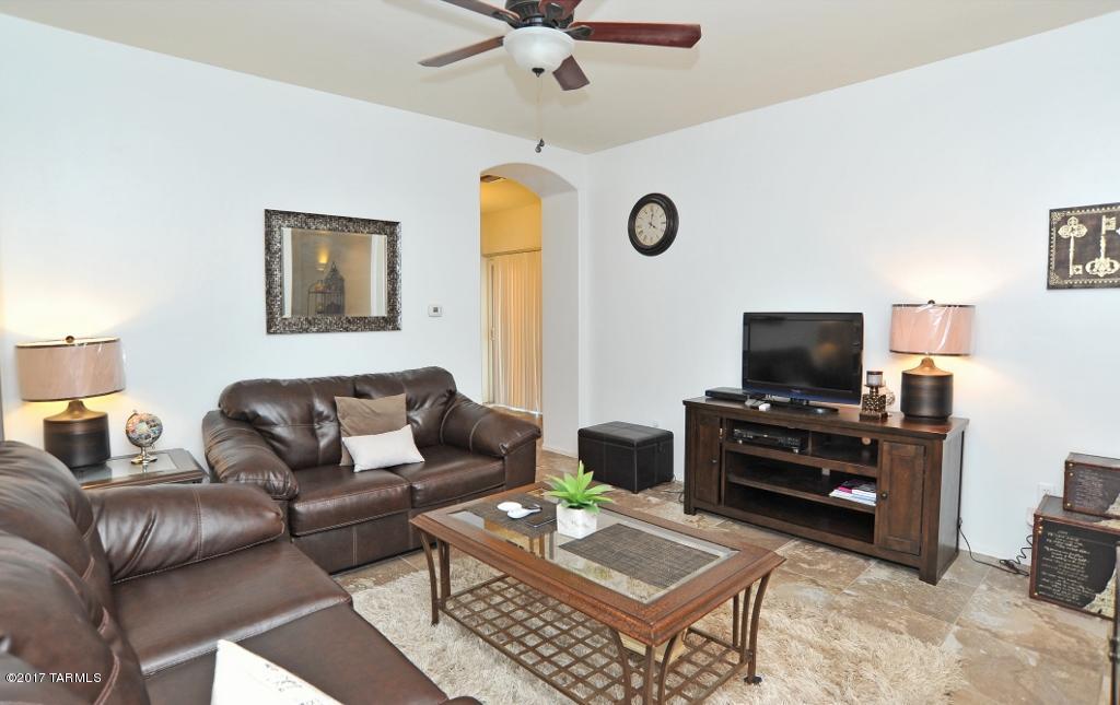 Paseo del Rio - Residential
