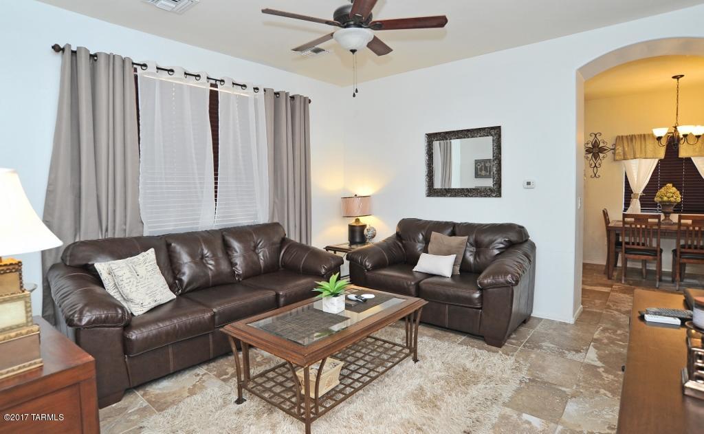 Paseo del Rio - Residential