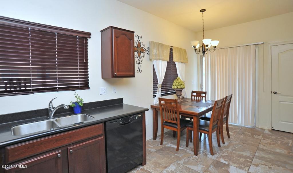 Paseo del Rio - Residential