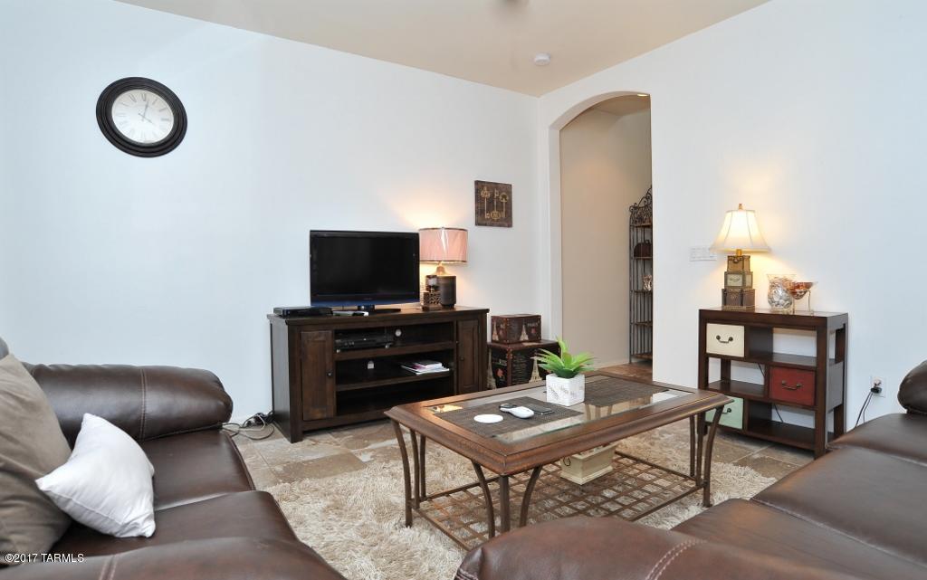 Paseo del Rio - Residential