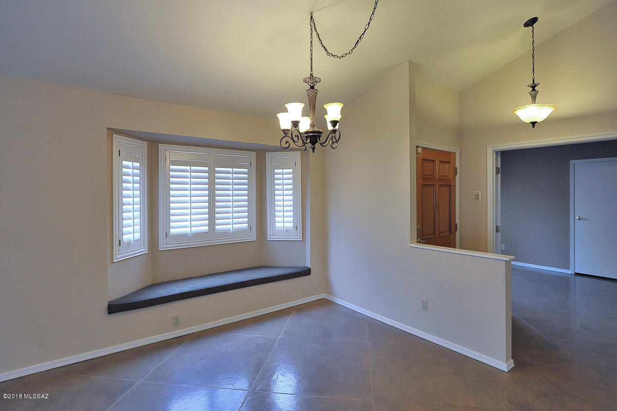 La Paloma Ridge Estates II (1-18) - Residential Lease