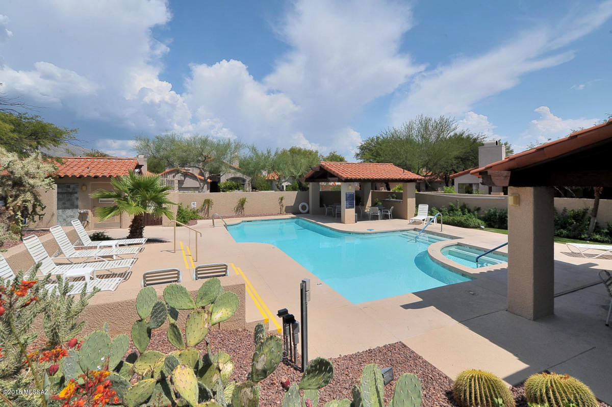 La Paloma Ridge Estates II (1-18) - Residential Lease