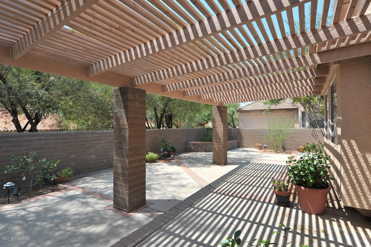 La Paloma Ridge Estates II (1-18) - Residential Lease