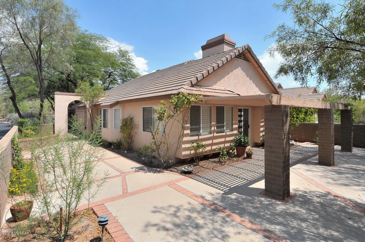 La Paloma Ridge Estates II (1-18) - Residential Lease