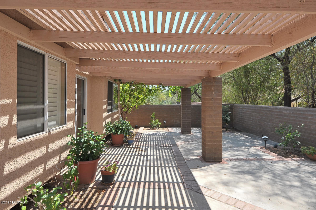 La Paloma Ridge Estates II (1-18) - Residential Lease