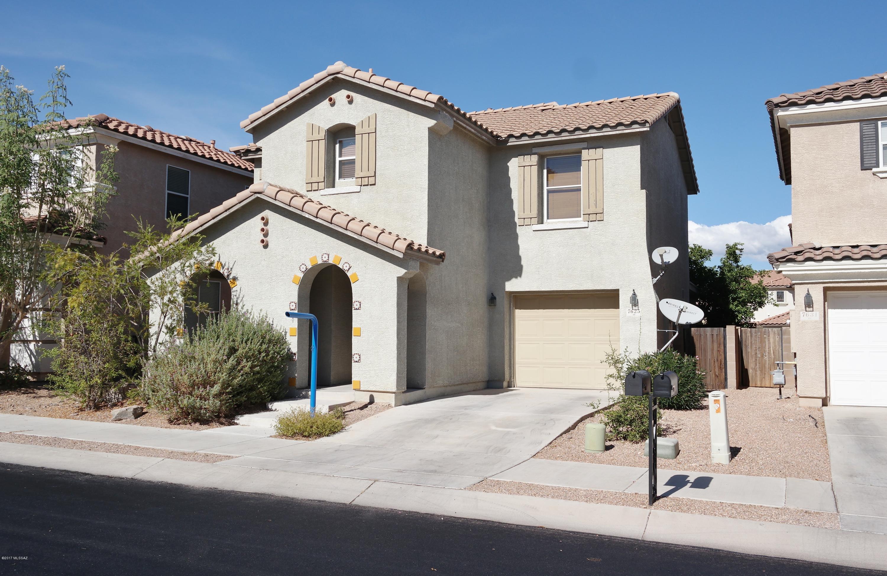 Pantano Overlook - Residential