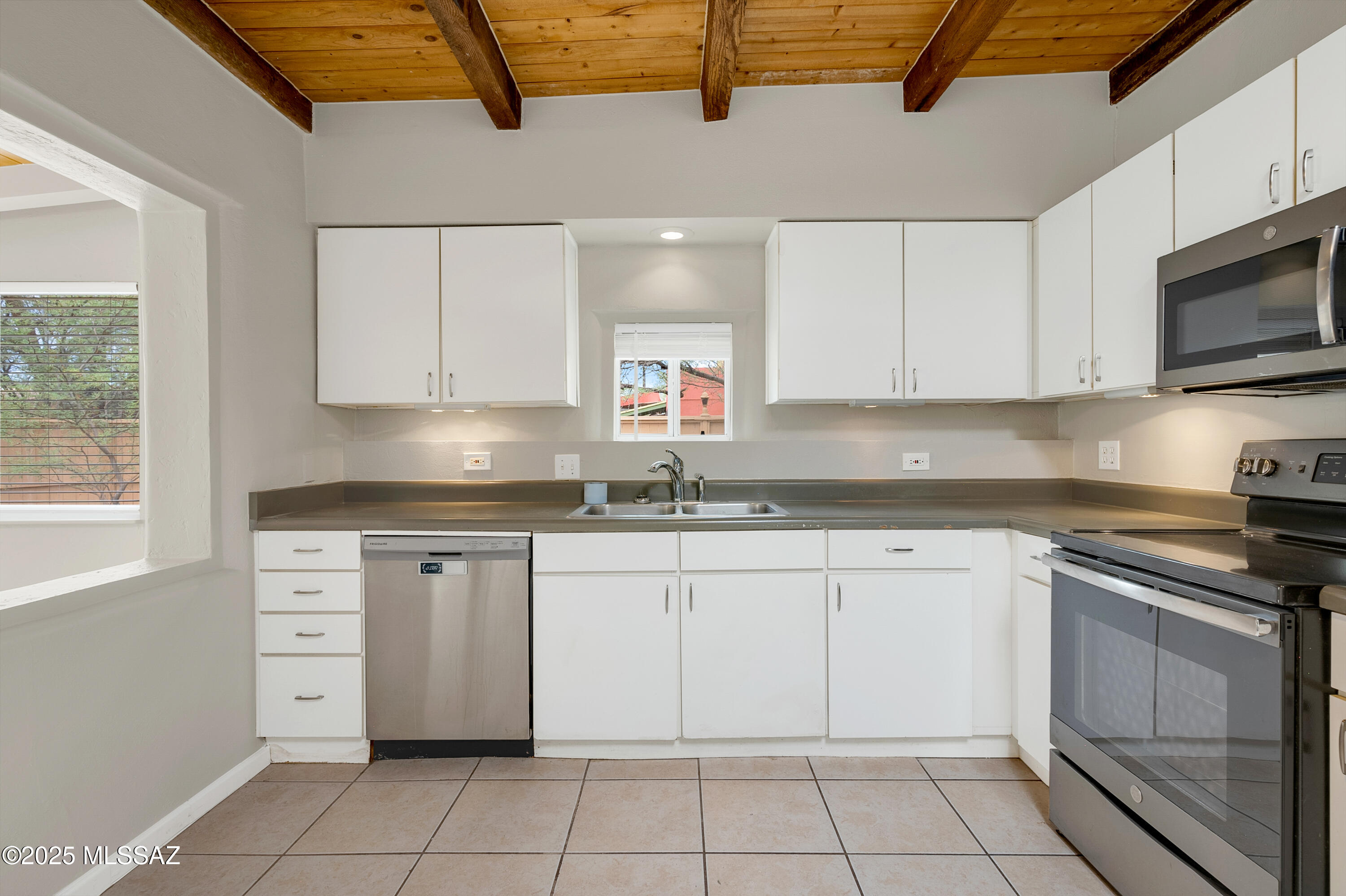 Campbell Ave. Acres - Residential Income