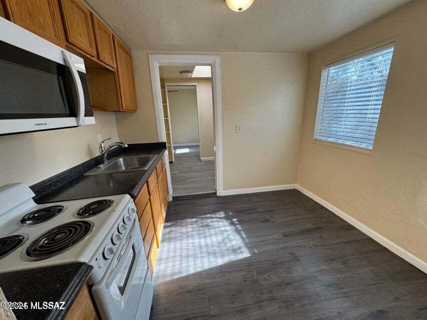 Campbell Ave. Acres - Residential Income