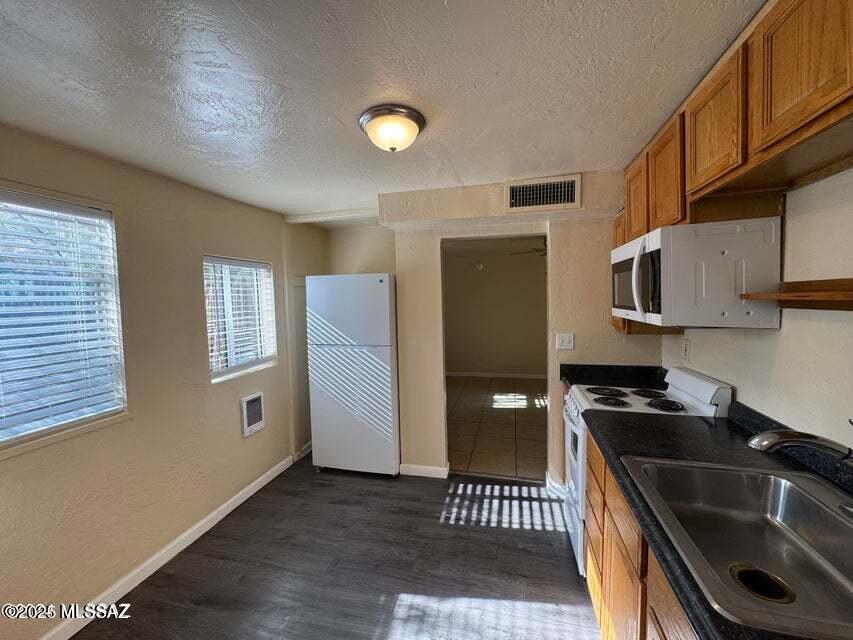 Campbell Ave. Acres - Residential Income