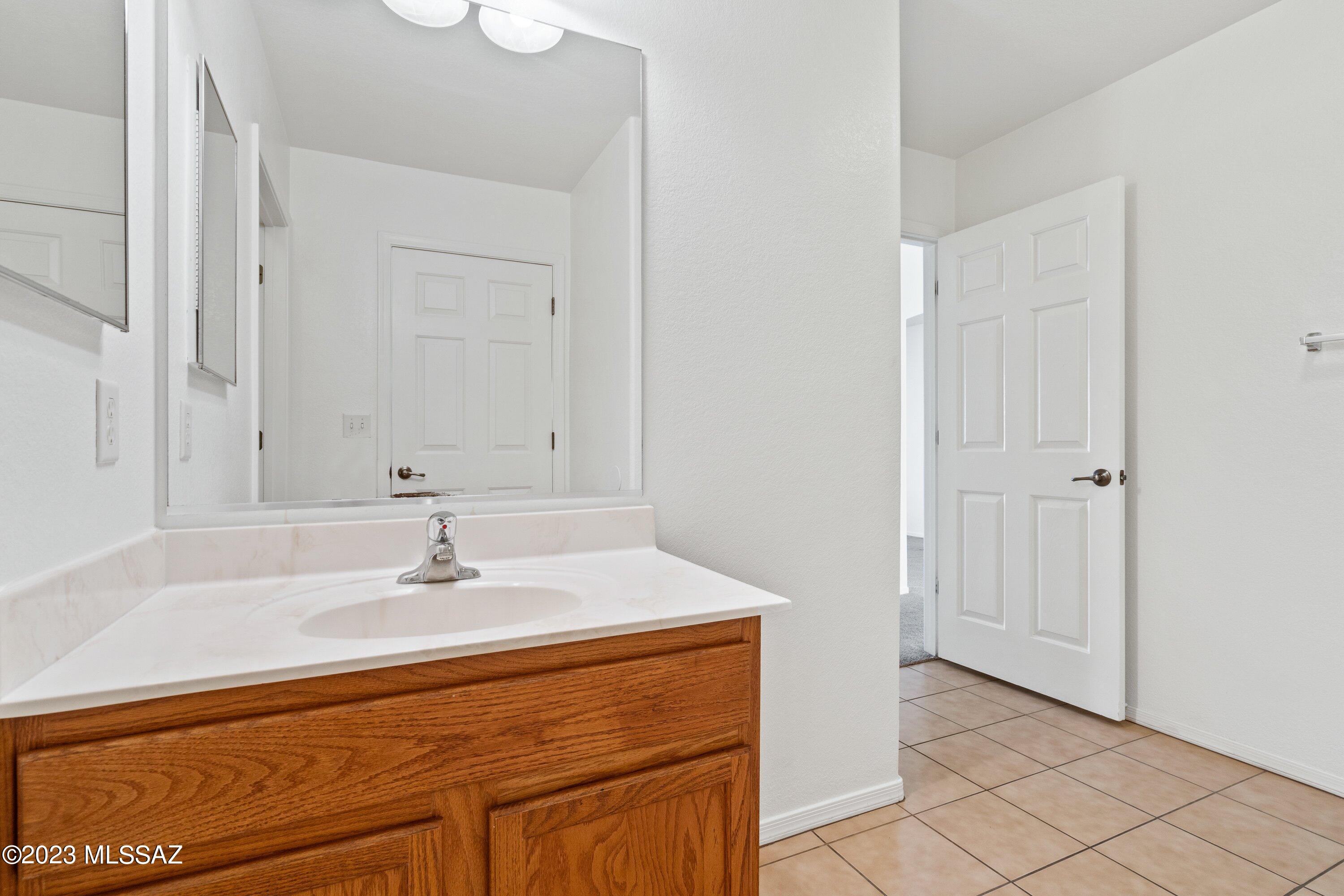 Desert Stone (1-260) - Residential Lease