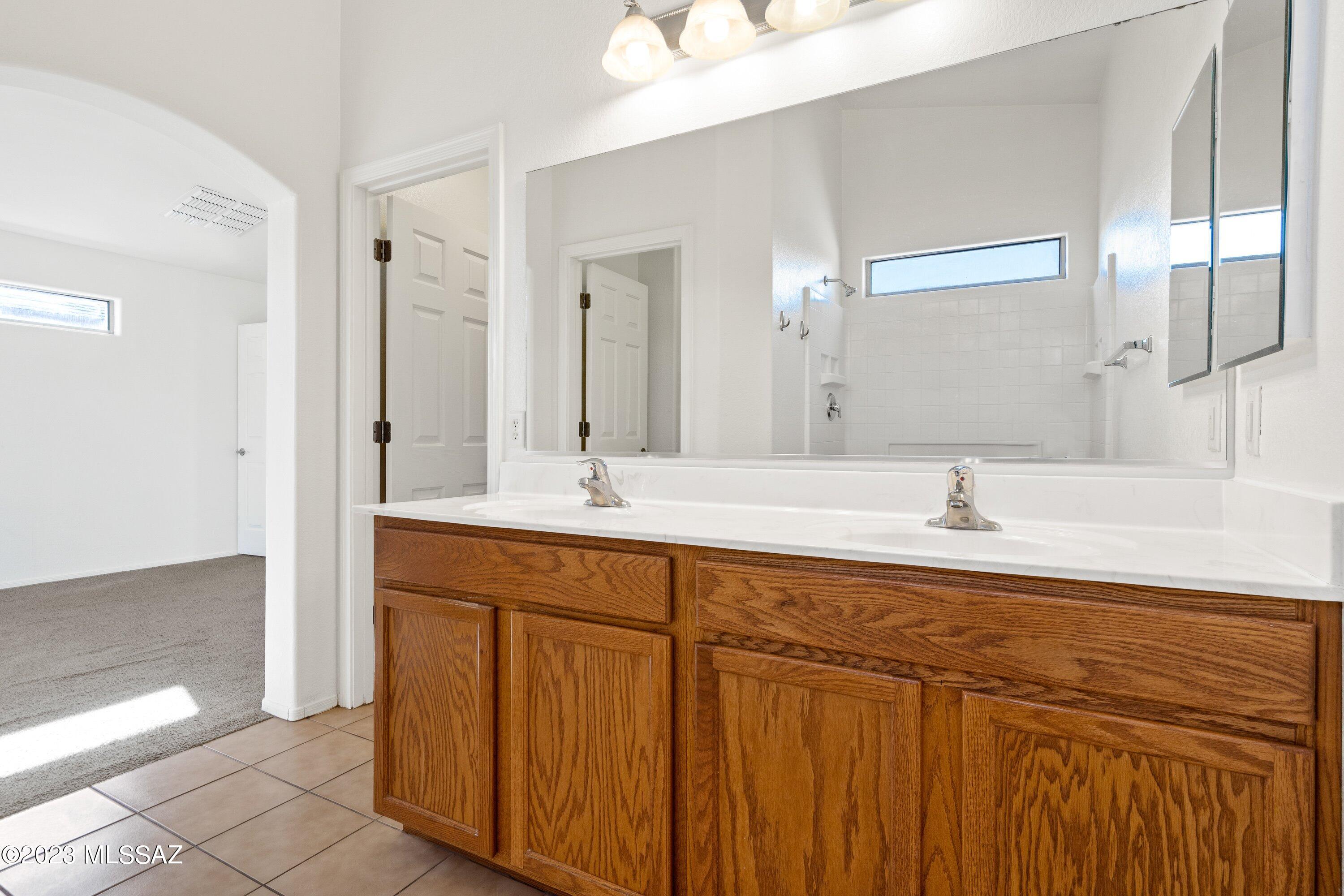 Desert Stone (1-260) - Residential Lease