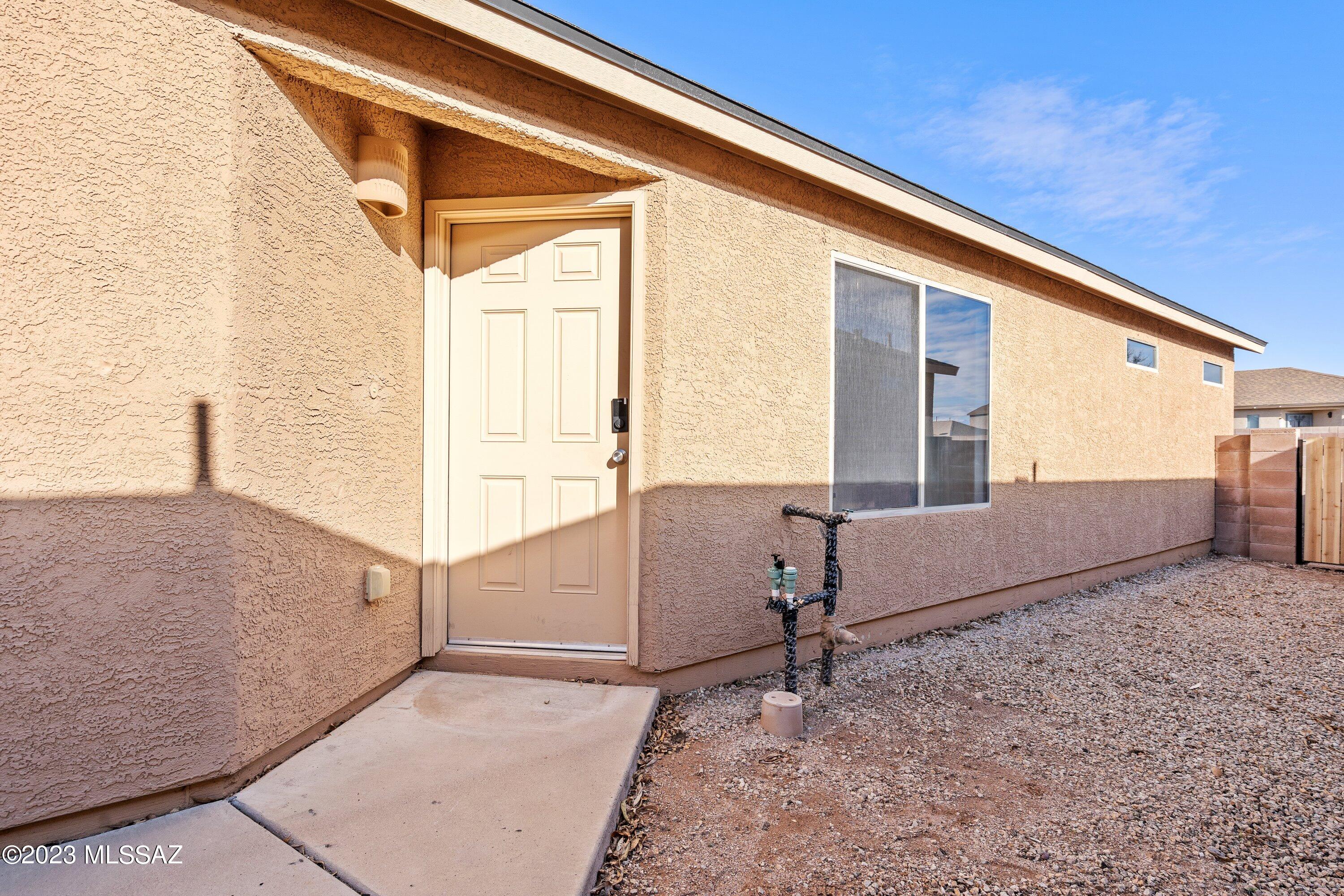 Desert Stone (1-260) - Residential Lease