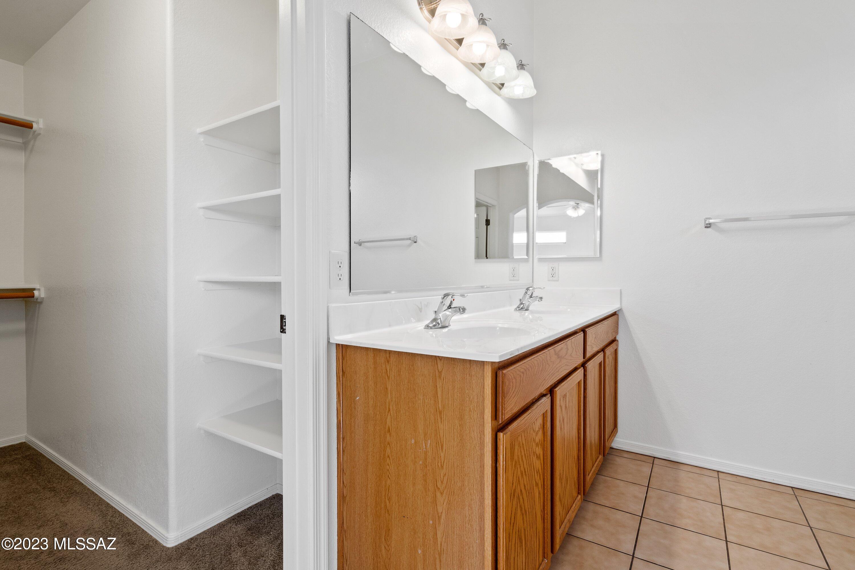 Desert Stone (1-260) - Residential Lease