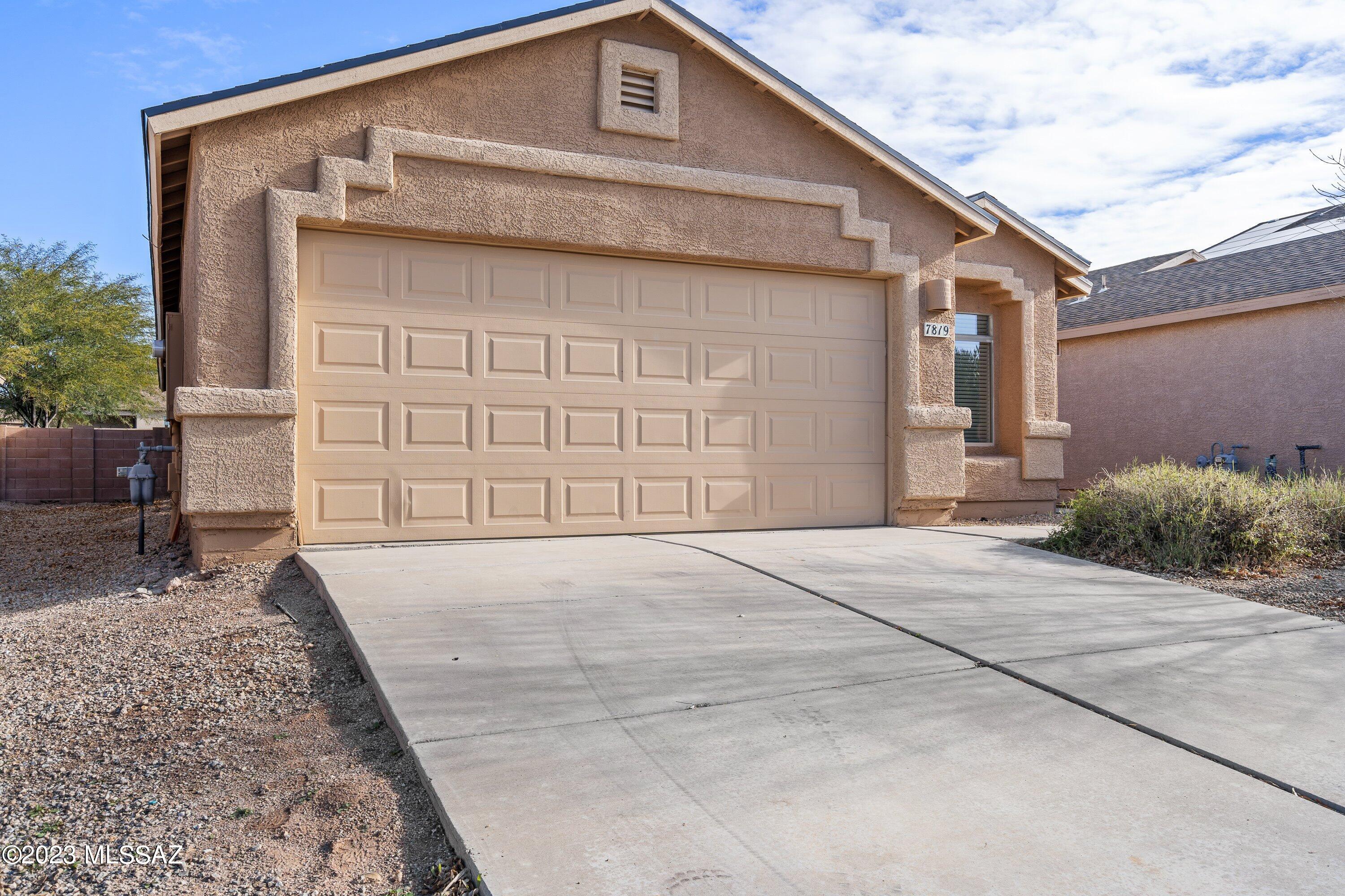 Desert Stone (1-260) - Residential Lease