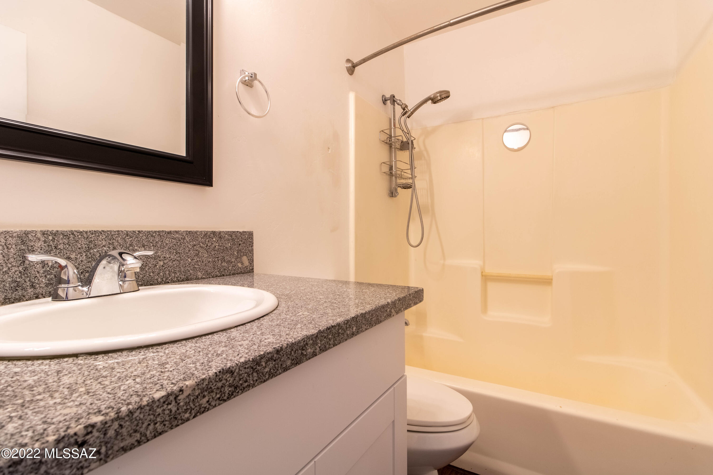 Glenndale Est (1-4) - Residential Lease