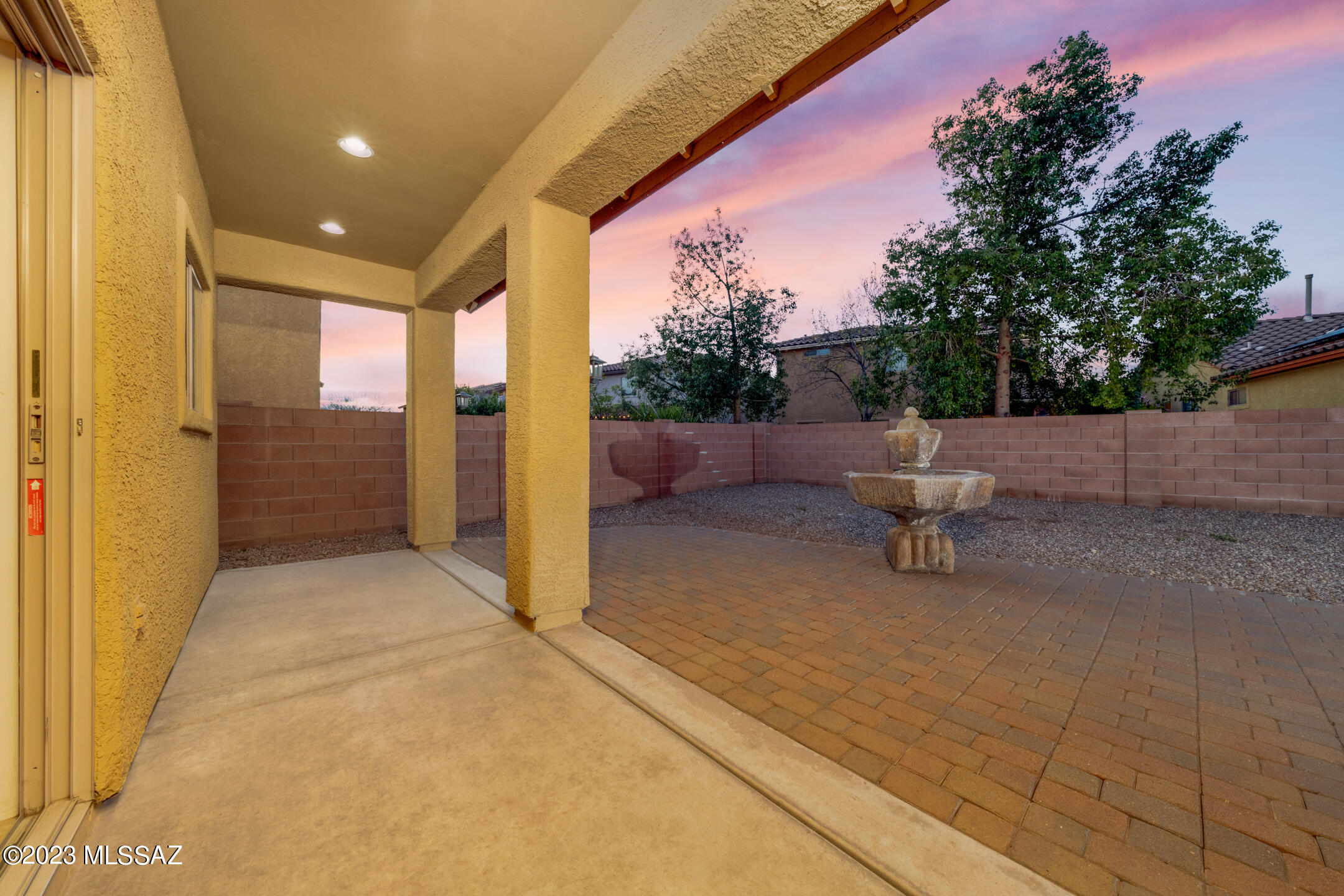 Paseo del Rio - Residential