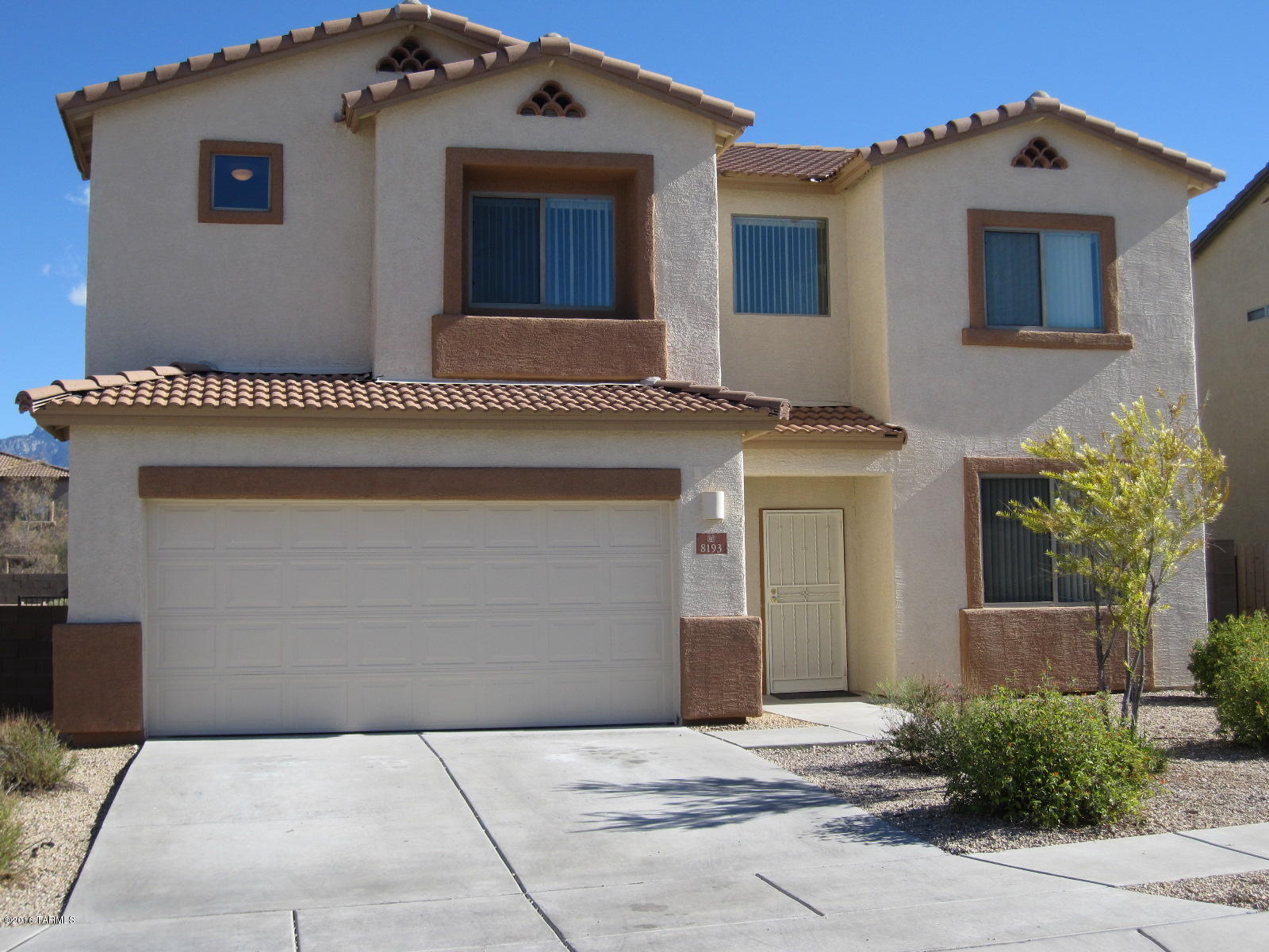Spanish Trail Estates at the base of the scenic Rincon Mountains, close to Colossal Cave. Vail Schools. 4 Bd/4bath, 3-car tandem Gar on large lot with fish pond/fountain! Backyard faces East. No neighbor shares rear wall. Wrought iron fence for future pool. New interior/exterior paint. Patio roof recoated Dec 2016. Tiled Great Room, Formal Dining, Nook, Powder Rm and Foyer downstairs. Upstairs Laundry Rm, carpeted Loft and Bedrooms. Ext Cov Patio, gas stub for BBQ. Spacious kitchen, lots of cabinets, buffet/desk, brkfst bar and nook. New oven/stove and microwave. Newer Refrig and dishwasher. Mstr suite with expansive closet, dual vanities, garden tub/sep shower. Plenty of storage! 50 gal H/W. Ceiling fans. Sprinkler system. Ready to move in! Security screen doors. Alarm system