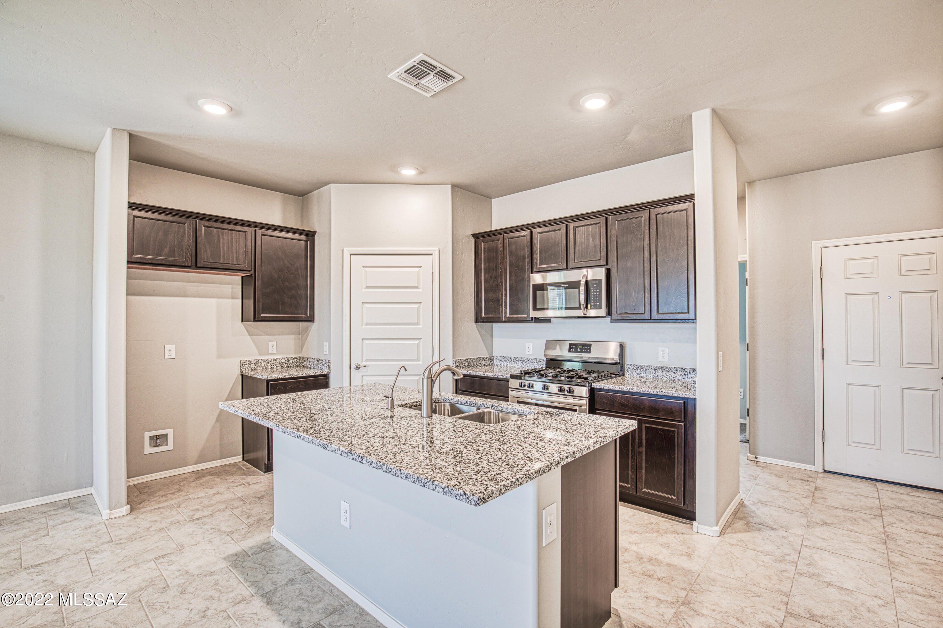 Saguaro Bloom 7A - Residential