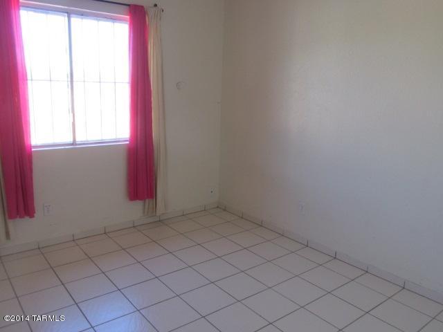 Paseo Vista (1-234) - Residential