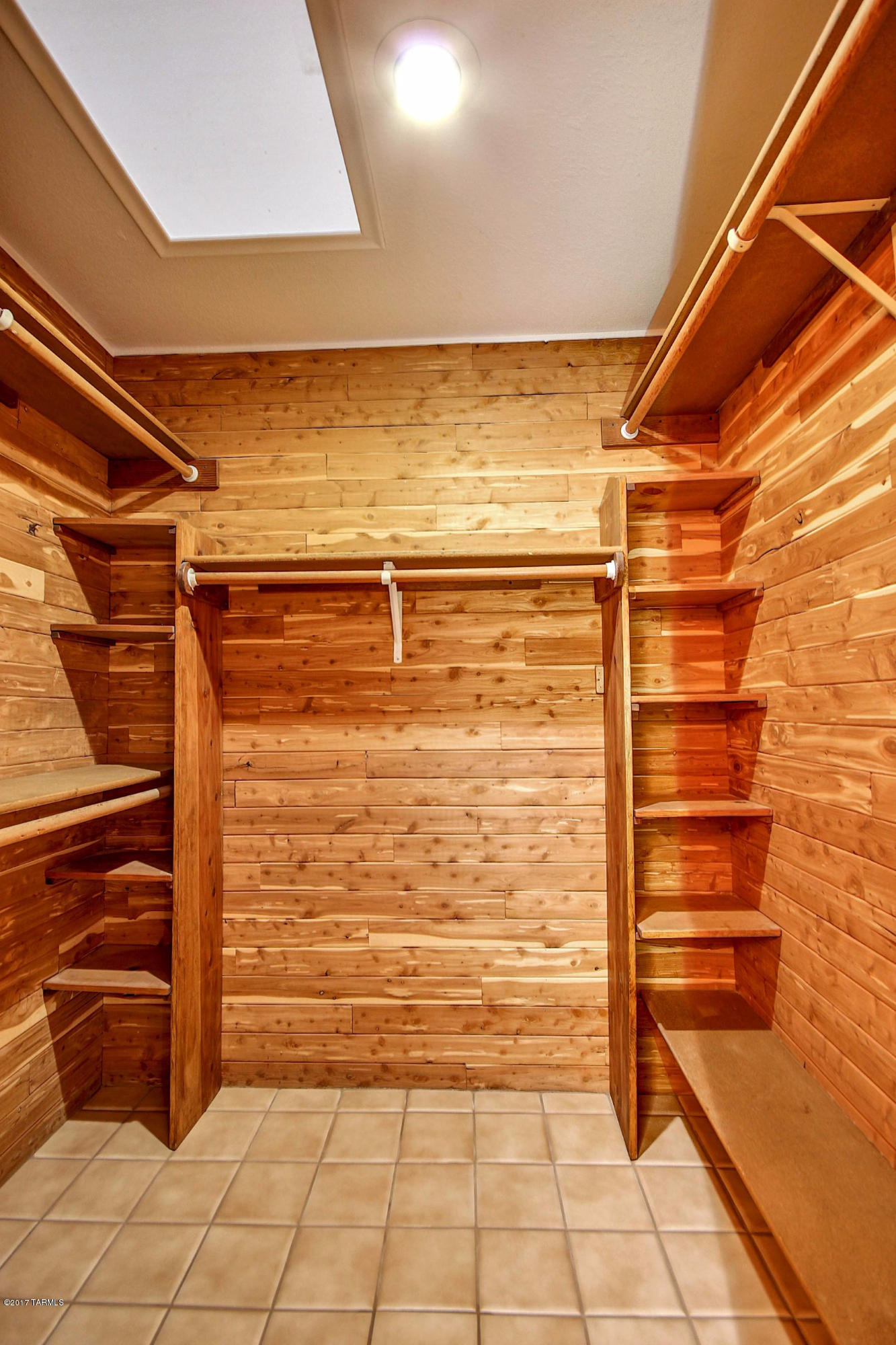 New Tucson Unit NO. 4 (1-203) - Residential