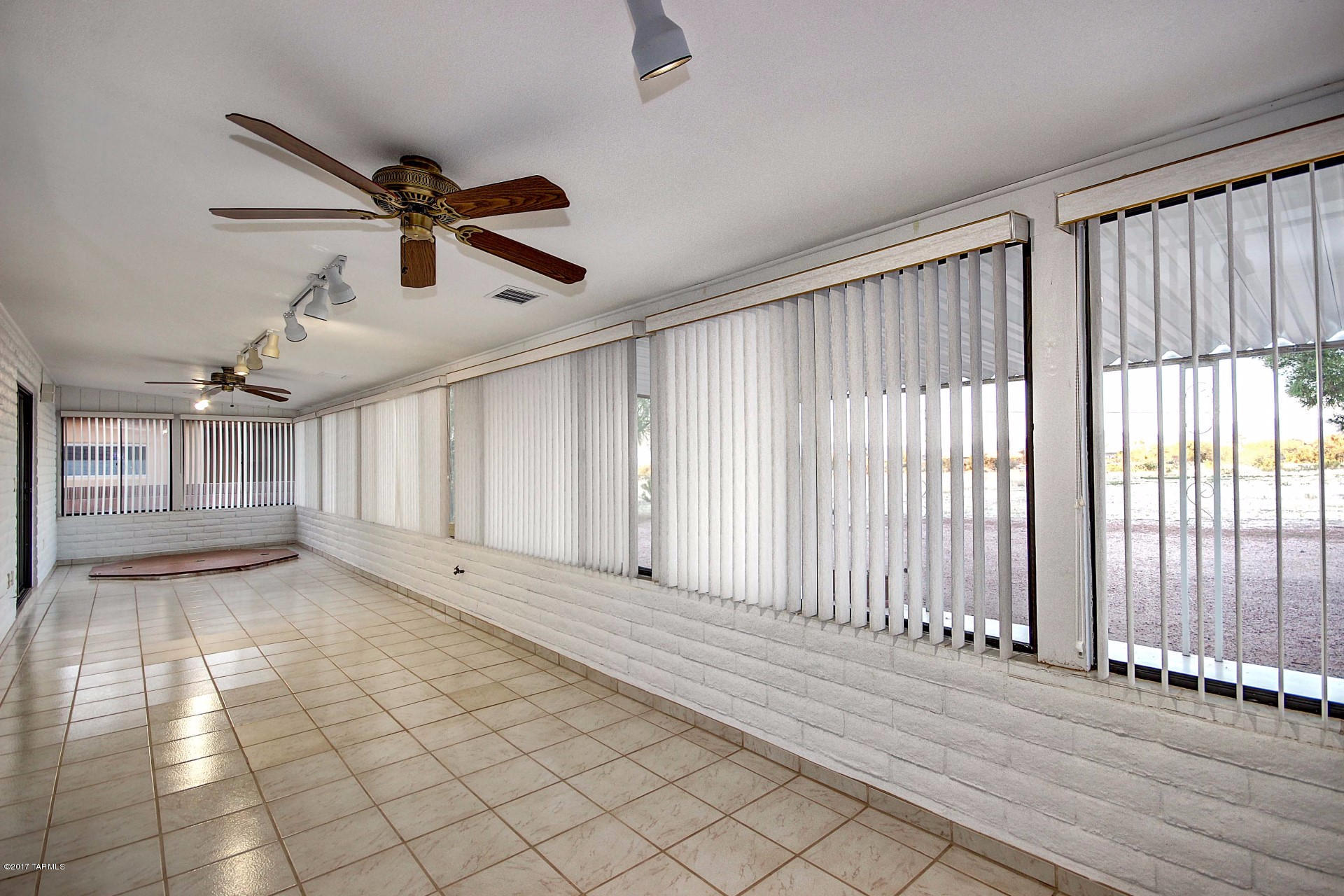 New Tucson Unit NO. 4 (1-203) - Residential