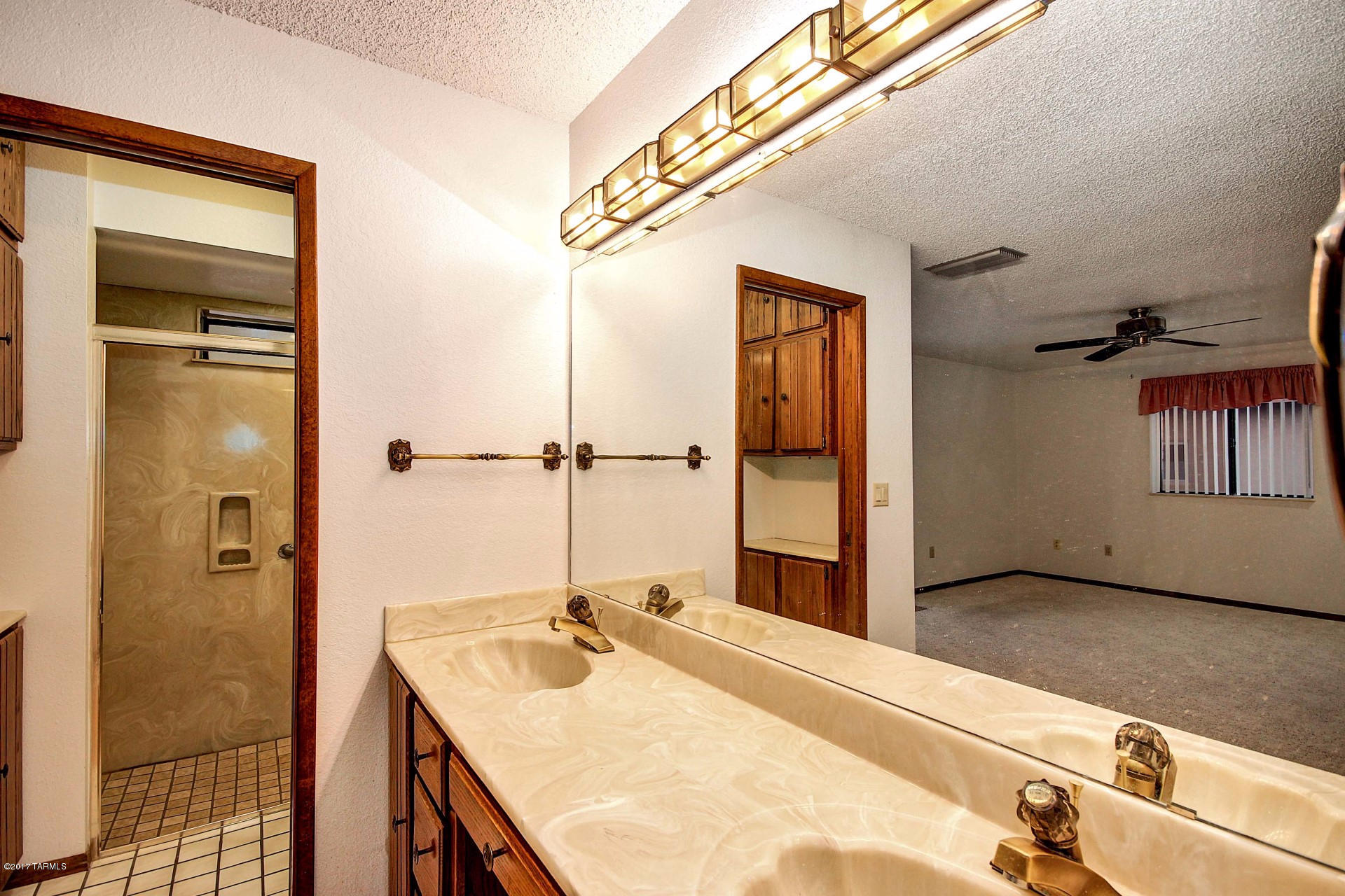New Tucson Unit NO. 4 (1-203) - Residential