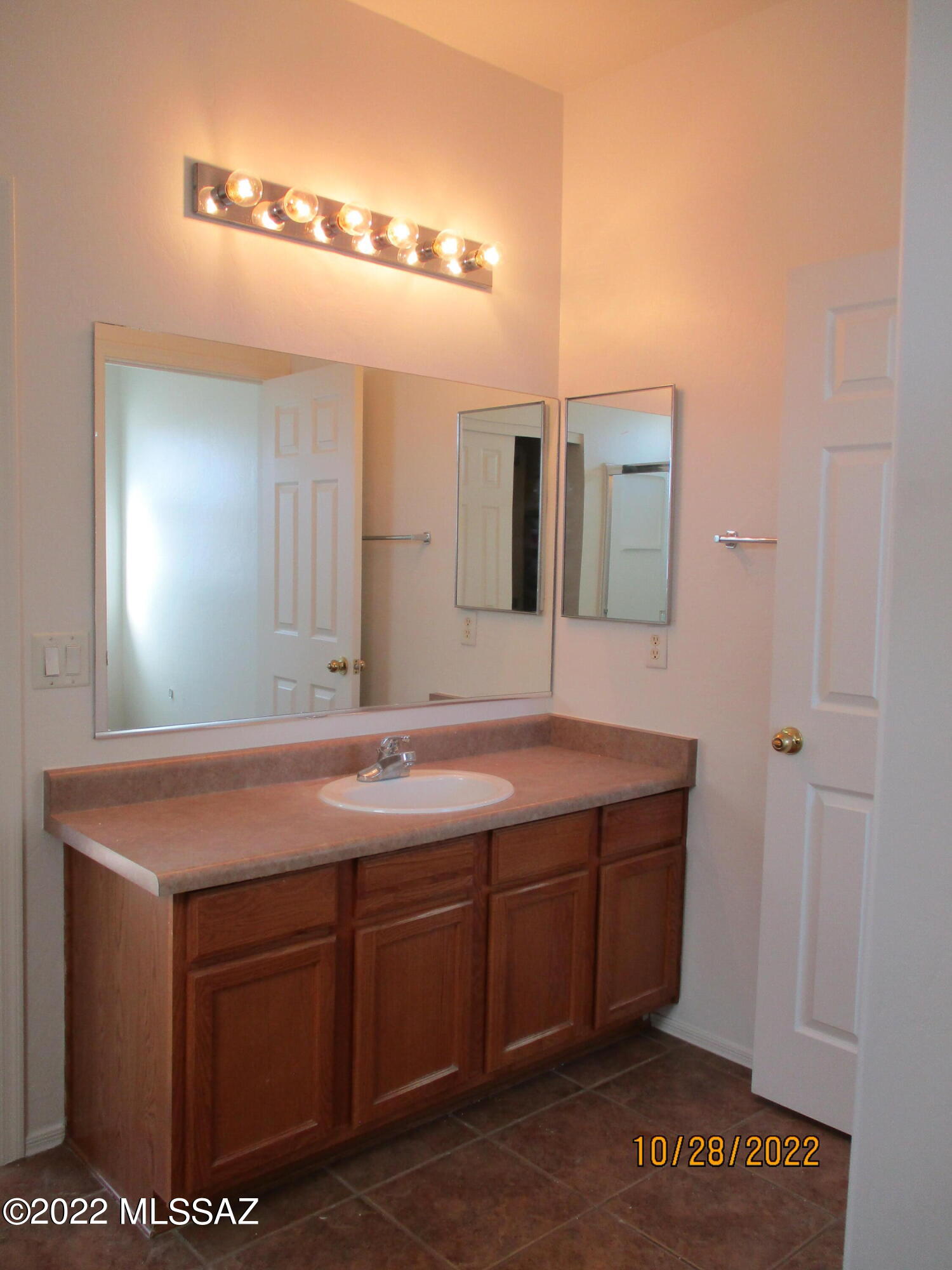Presidio de las Estrellas - Residential Lease