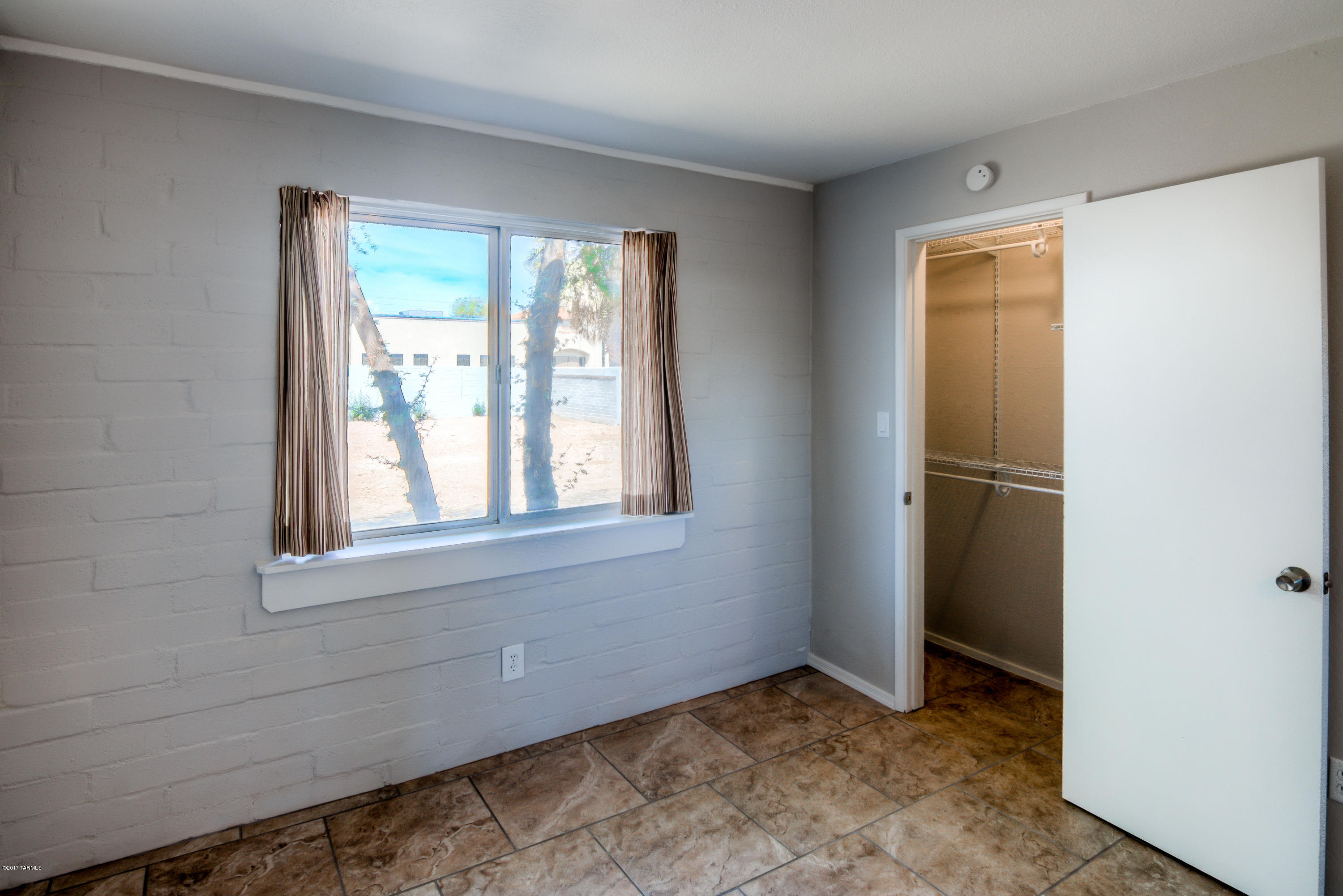 Catalina Heights - Residential Income