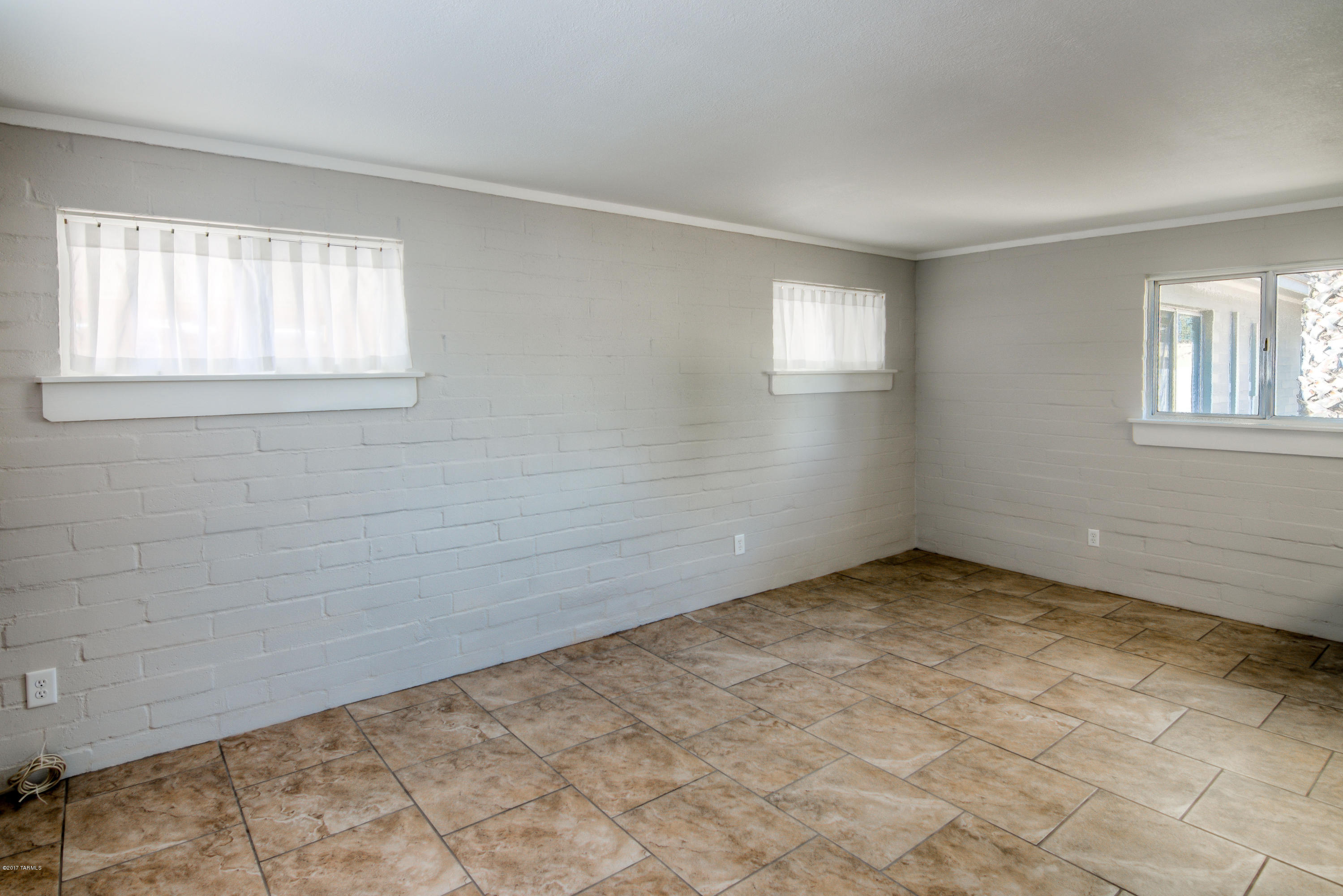Catalina Heights - Residential Income