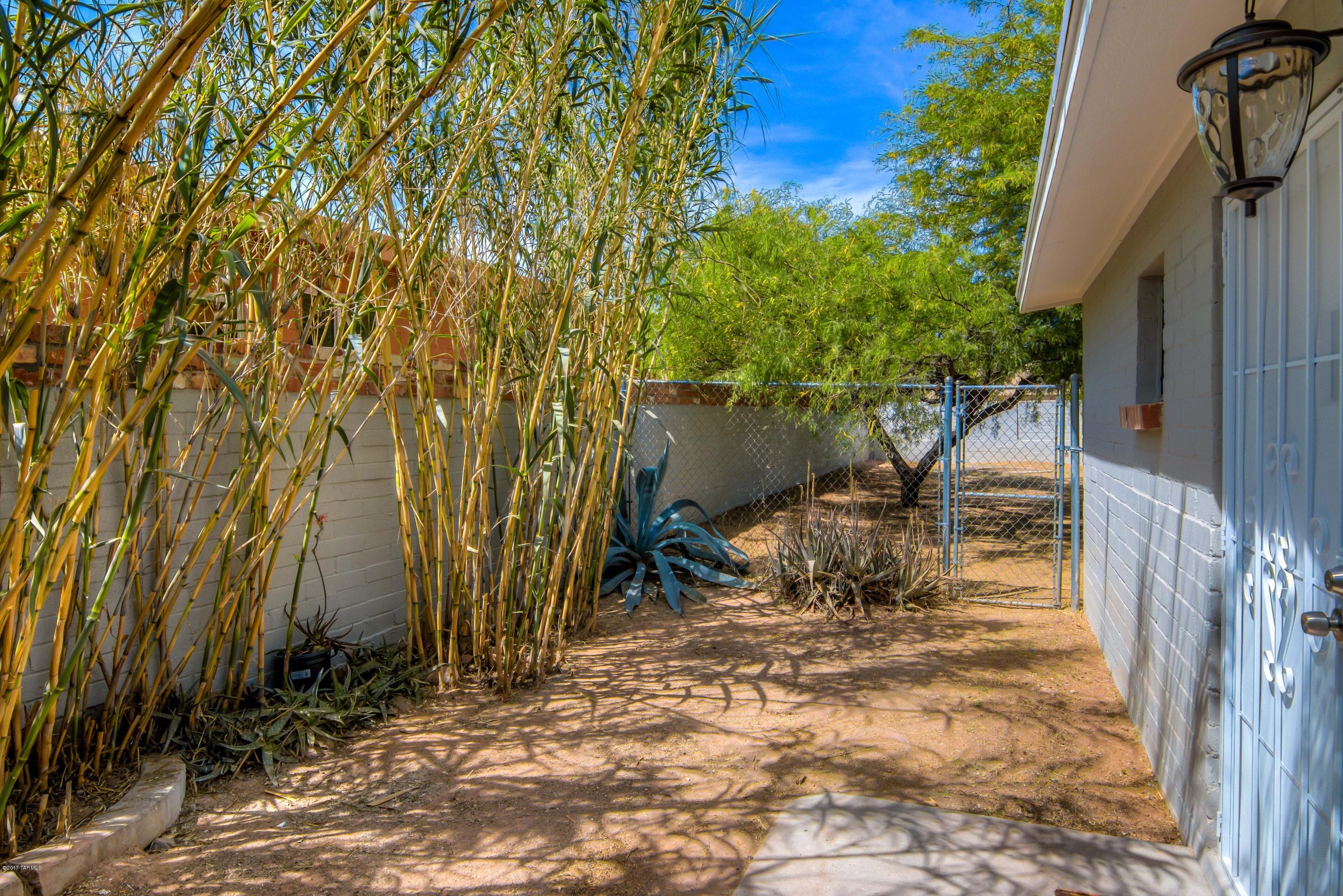 Catalina Heights - Residential Income