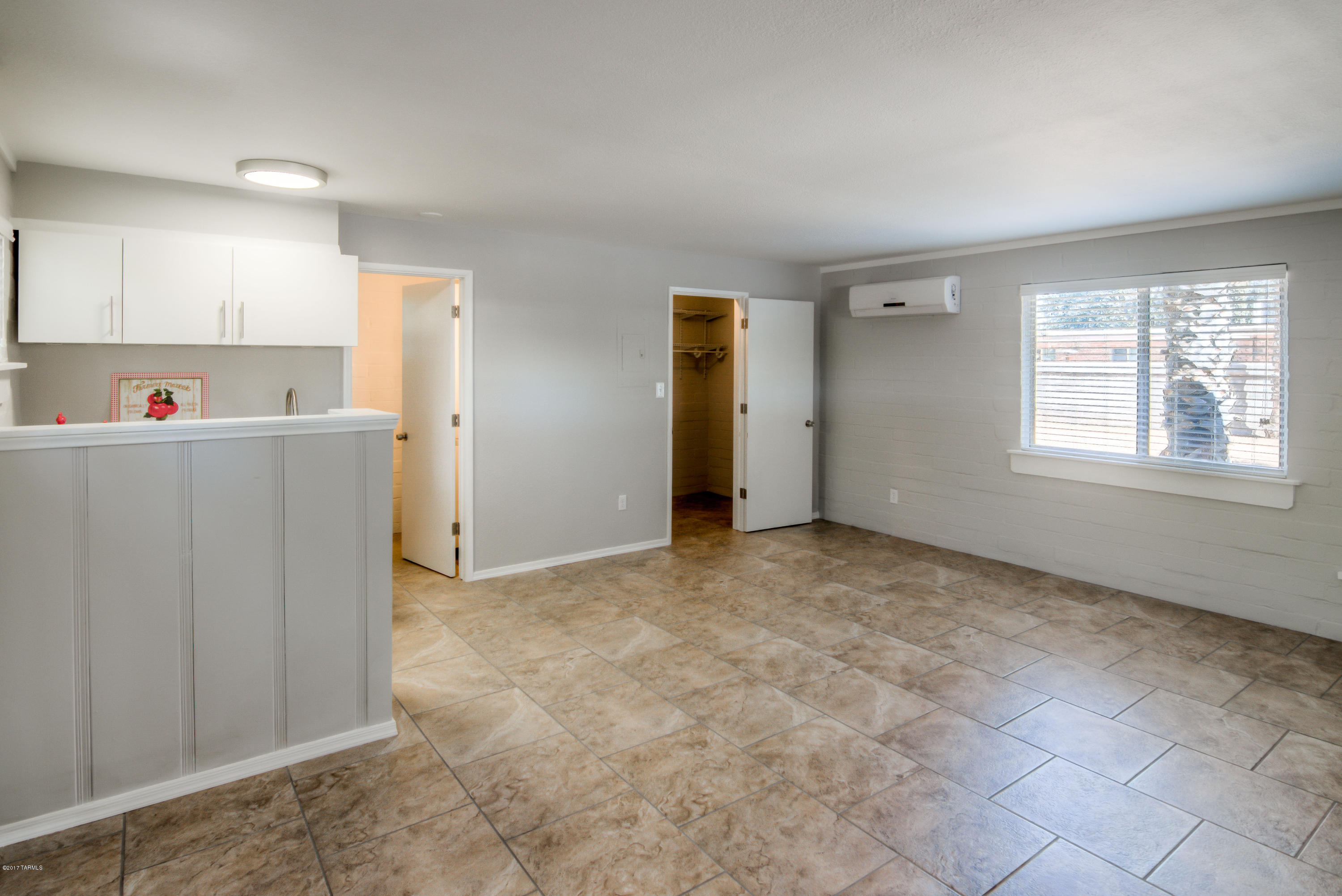 Catalina Heights - Residential Income