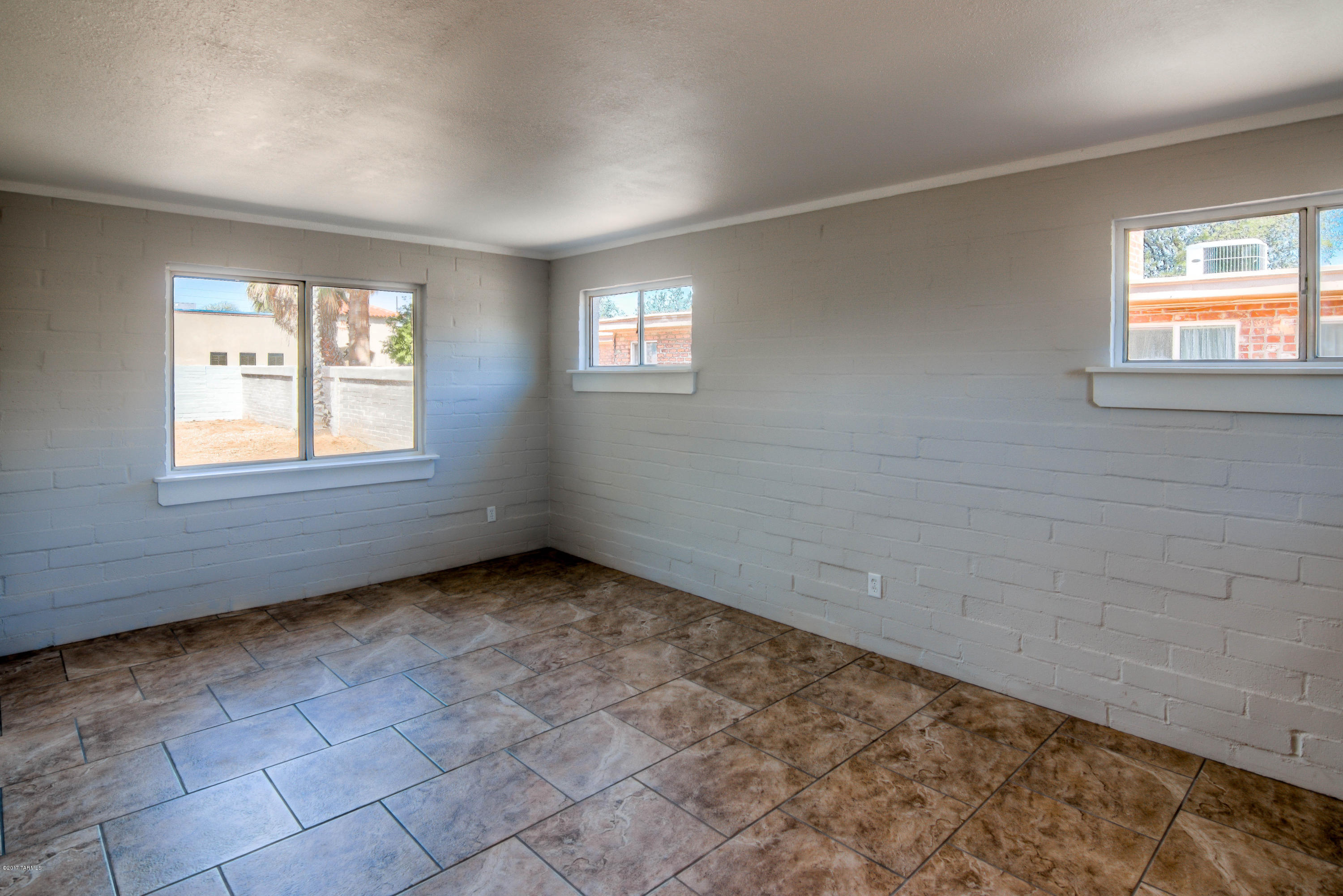 Catalina Heights - Residential Income