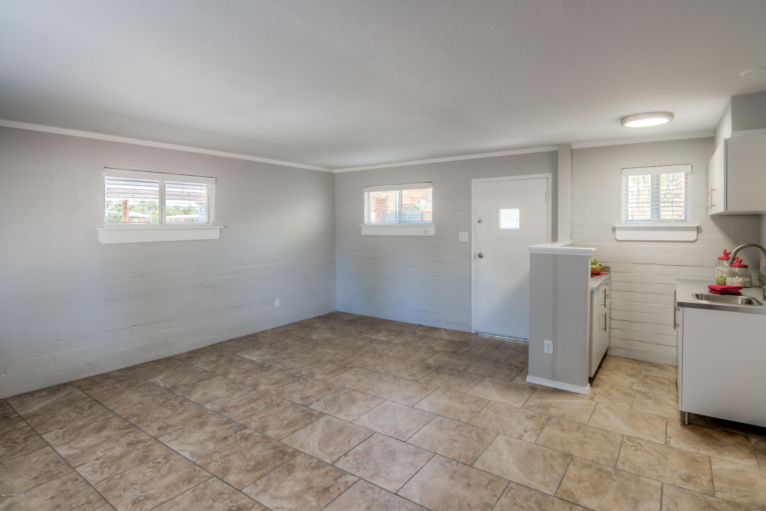 Catalina Heights - Residential Income