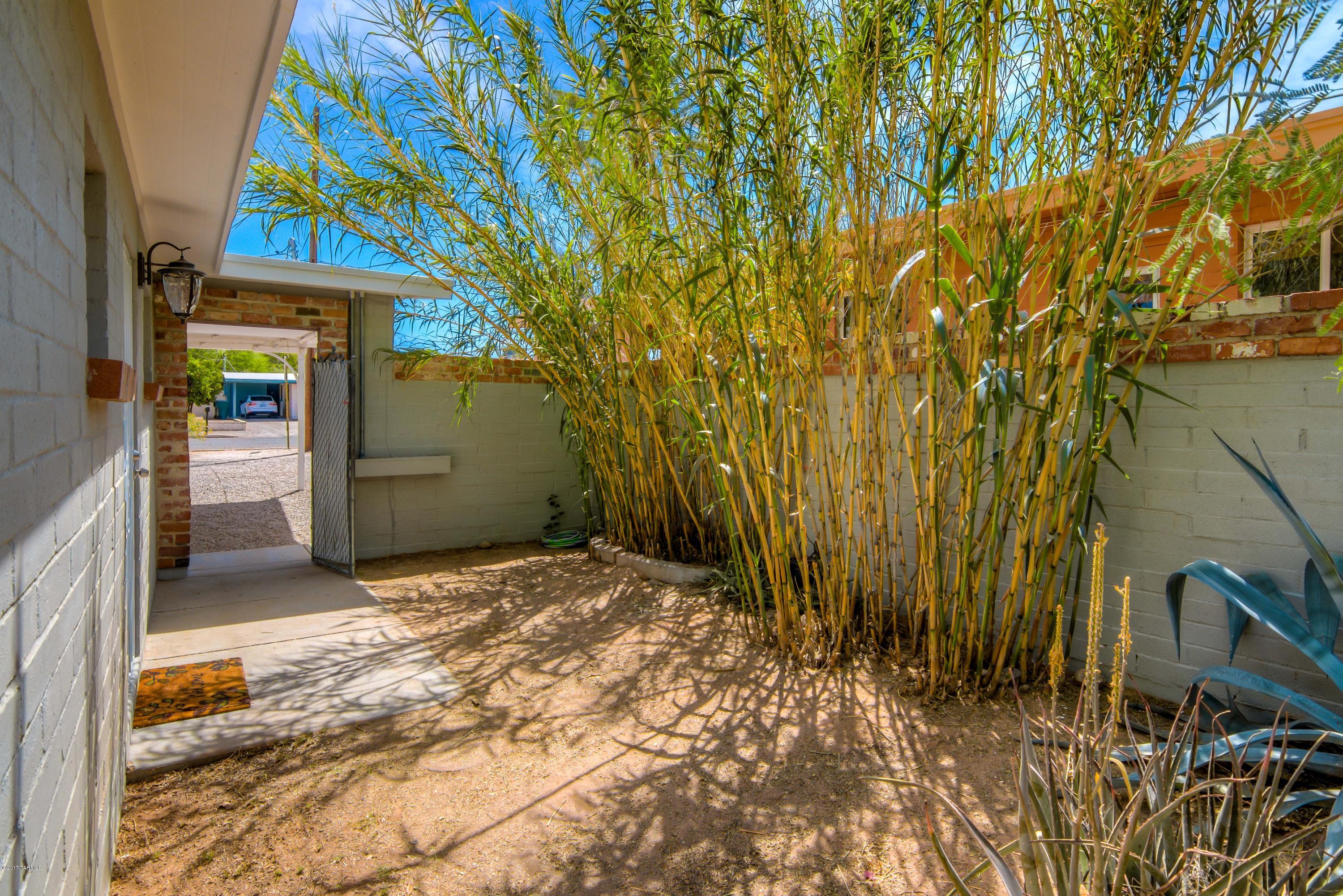 Catalina Heights - Residential Income