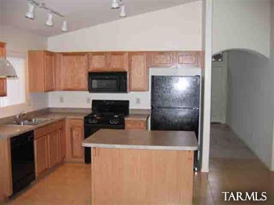 Rancho Del Lago (608-1030) - Residential Lease
