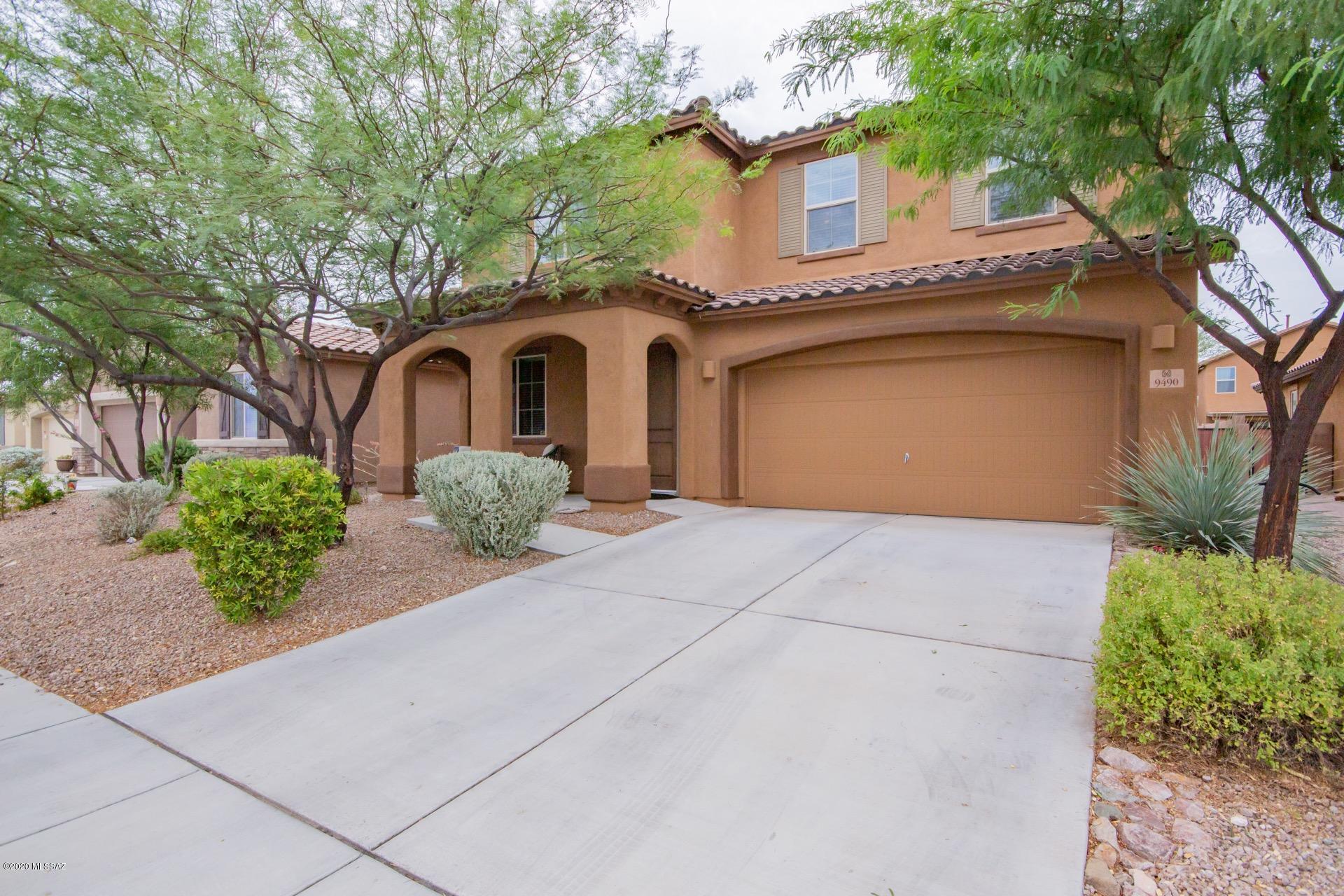 Stunning home in the Community of Mountain Vail Estates.  This amazing home shows like new with lots of upgrades & designer touches throughout. Spacious open floor plan, beautiful tiled floors, soothing palette, upgraded lighting, French doors to patio, formal dining room, & plush carpet in all the right places. Gorgeous chef's kitchen features a large center island, granite counters, breakfast bar, under-mount sink, SS appliances, butler's pantry, tiled backsplash. & handsome wood cabinetry w/hardware. Perfect home for entertaining. Exquisite loft area, ceiling fans, generous sized bedrooms w/unique personalities, ample closets, & 2.5 baths. Grand master retreat with a spa-like en suite, dual sinks, & dual walk-in closets. Large laundry room with utility sink & storage cabinets.