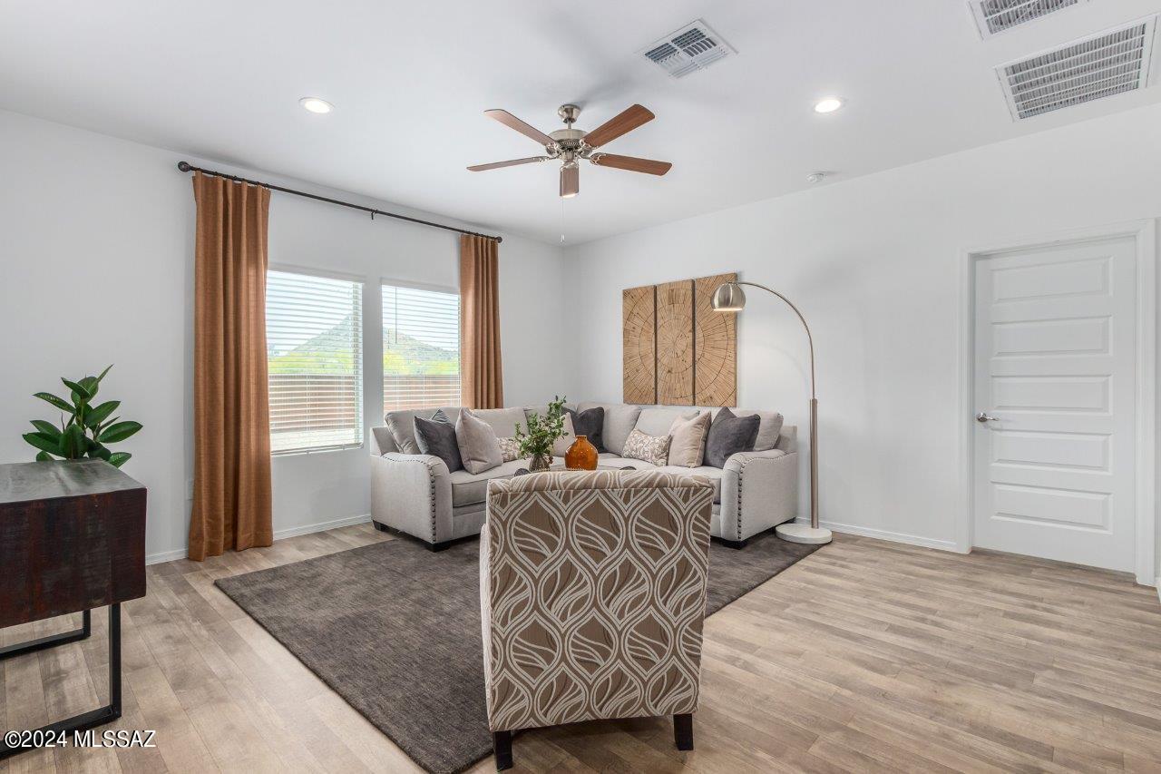 Roadrunner - Residential