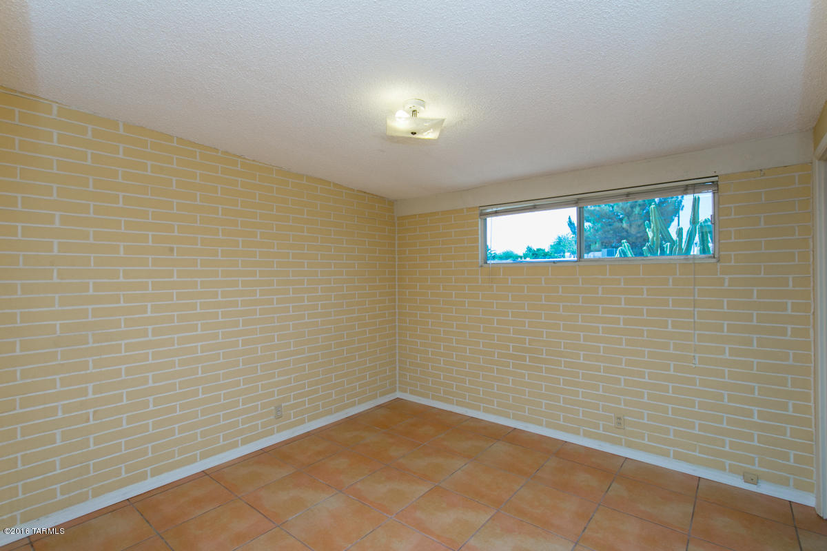 Sherwood Village Terrace (231-546) - Residential