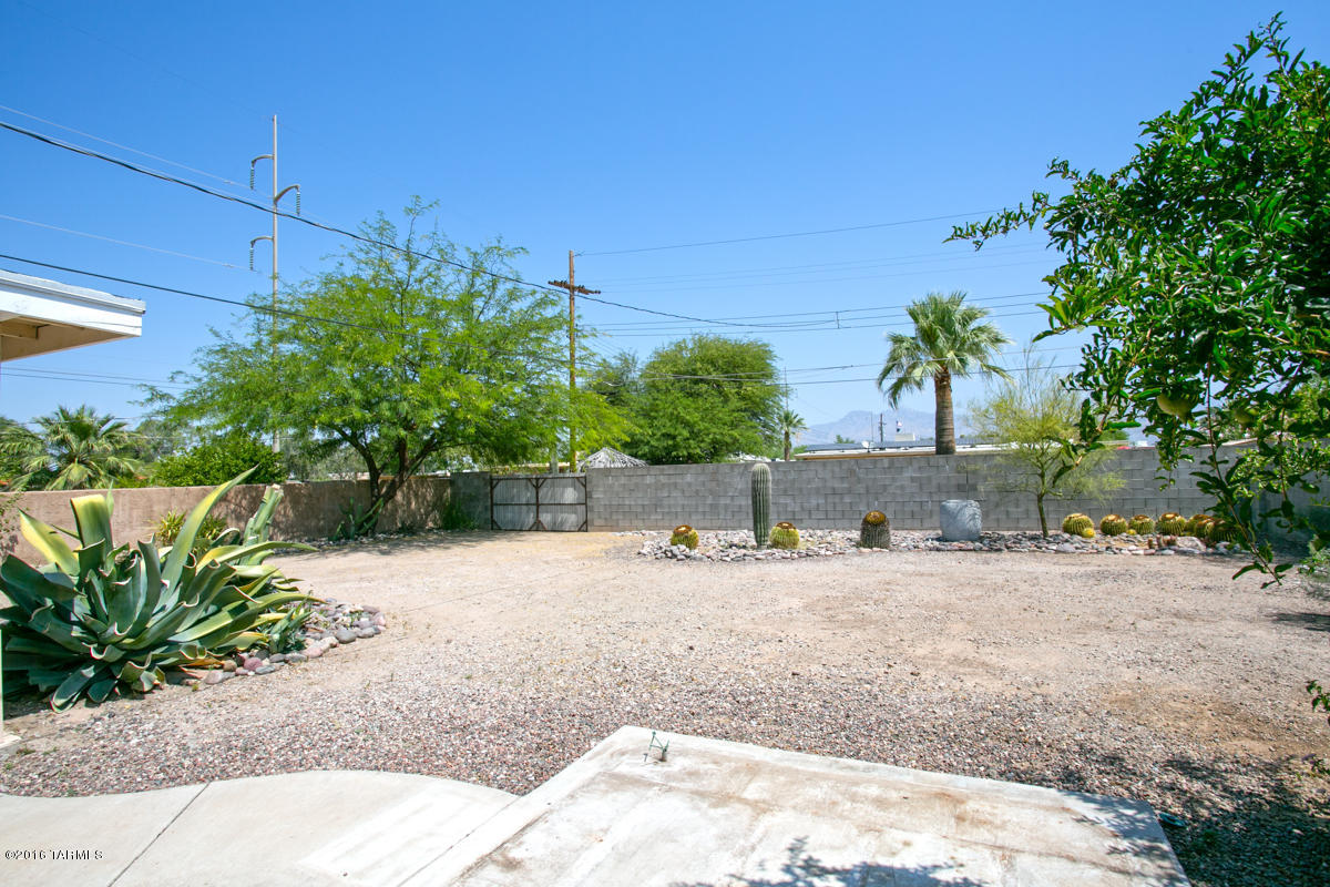 Sherwood Village Terrace (231-546) - Residential