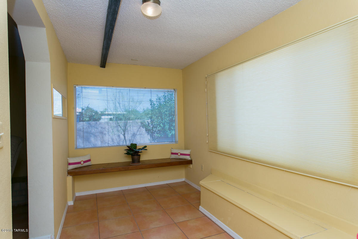 Sherwood Village Terrace (231-546) - Residential